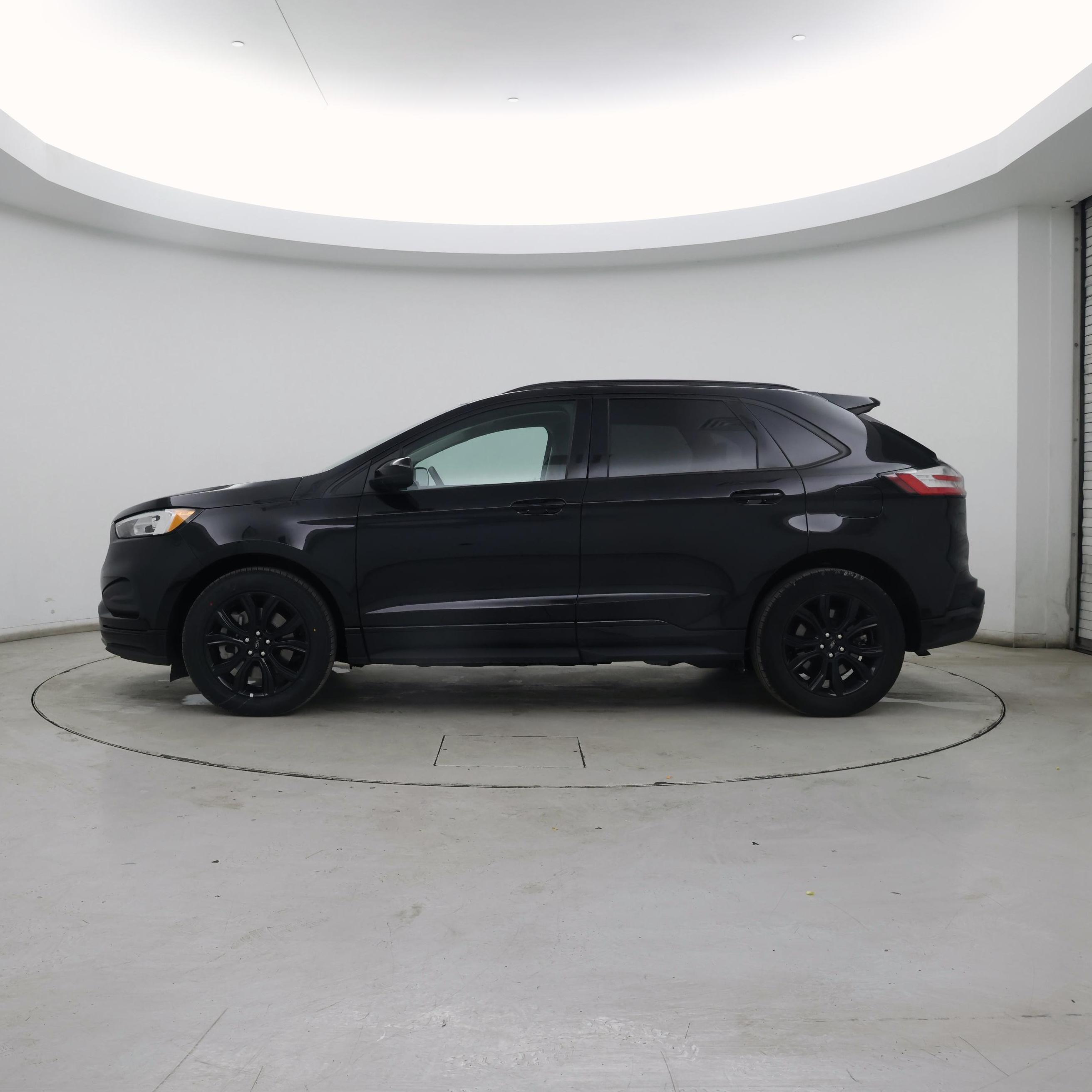 Thumbnail: 2022 Ford Edge - 3