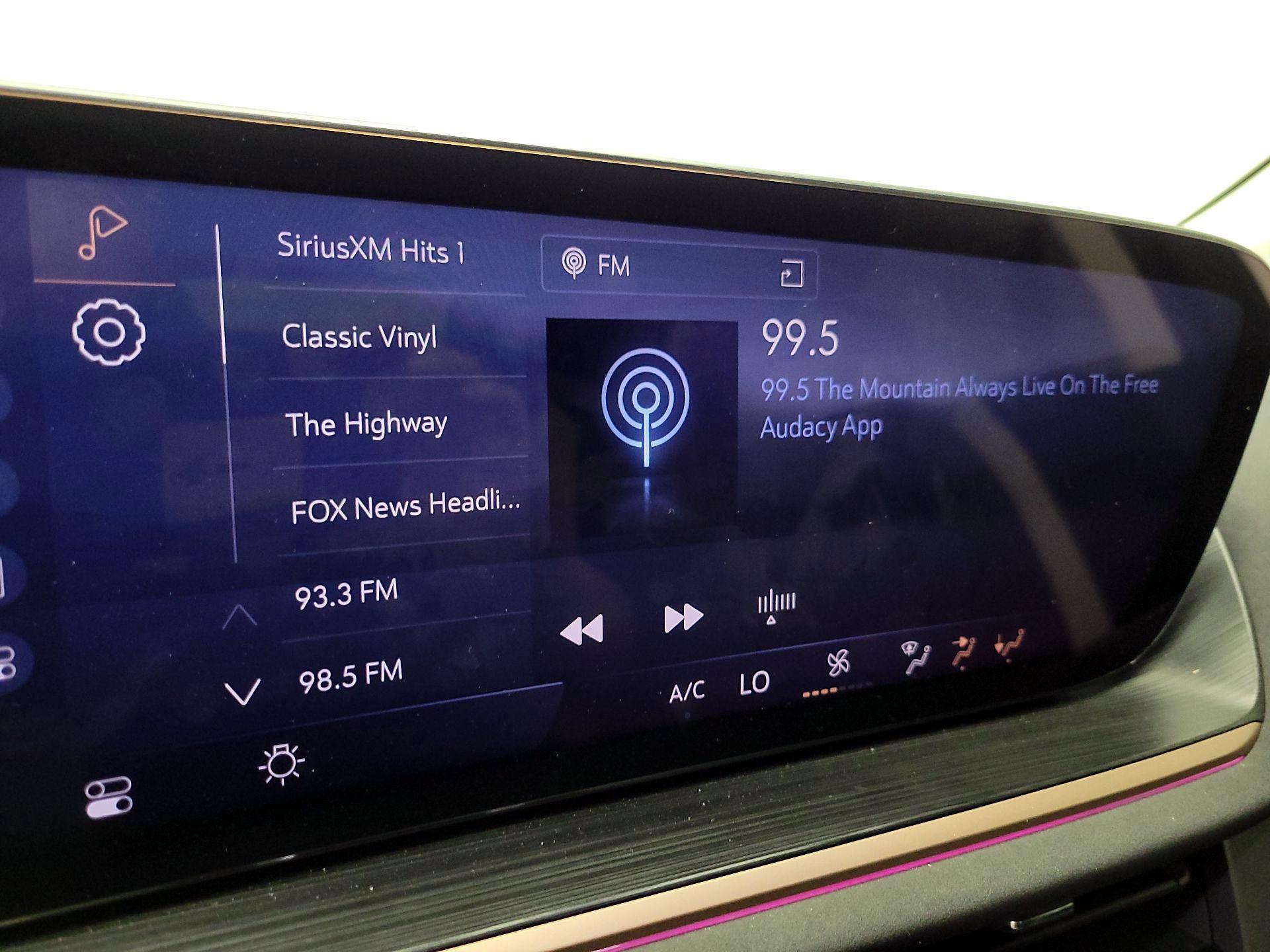 Thumbnail: 2025 Buick Envision - 16