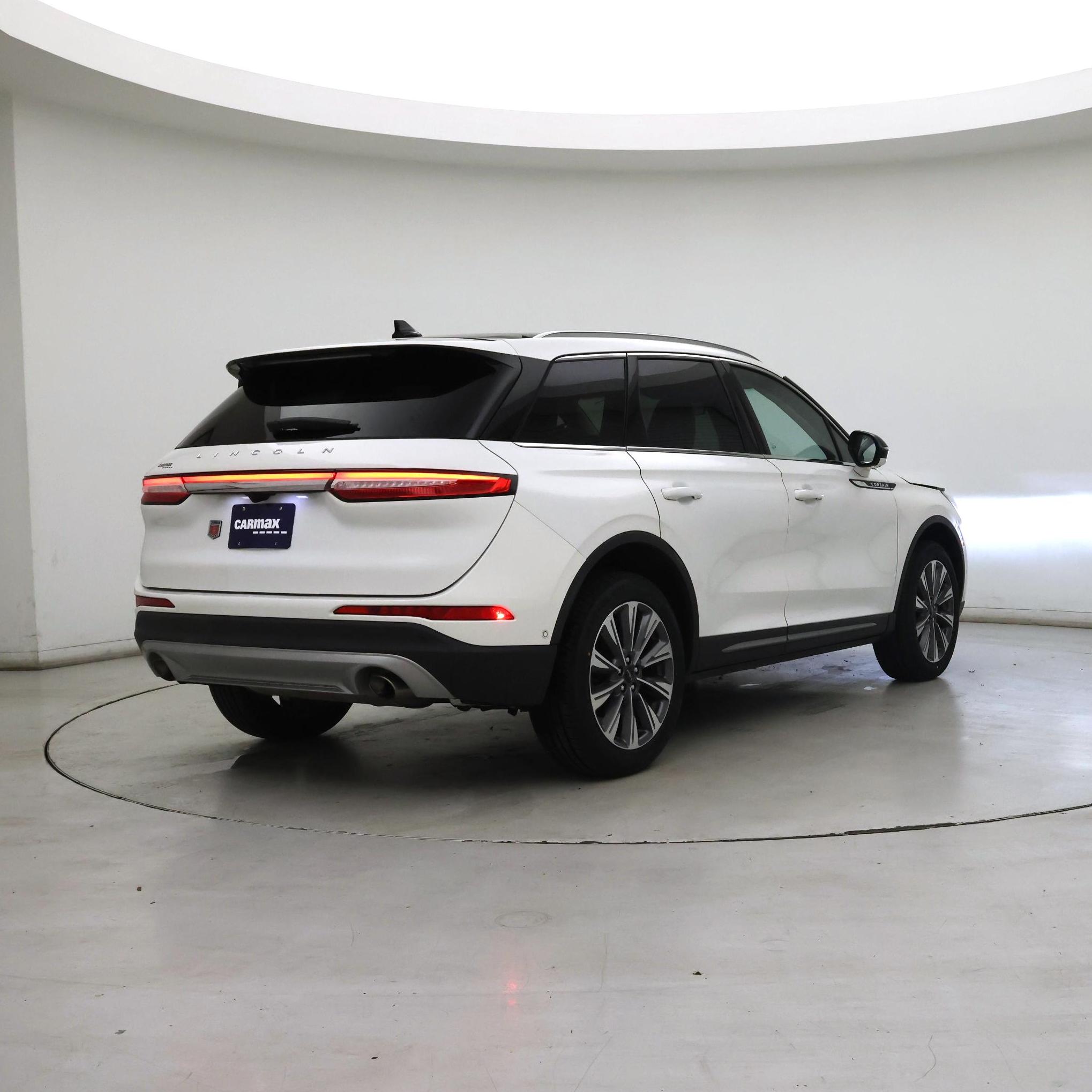 Thumbnail: 2021 Lincoln Corsair - 8