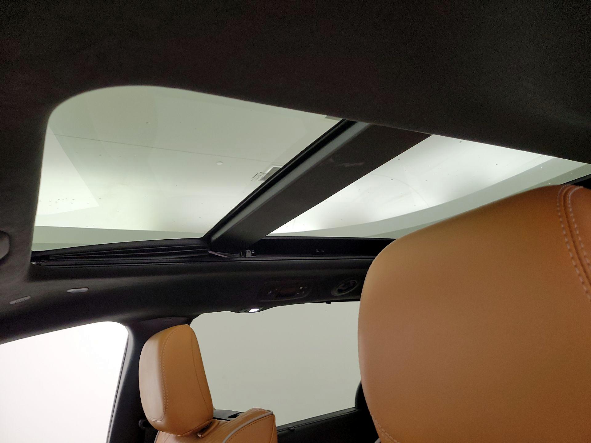 Thumbnail: 2022 Chrysler Pacifica - 20