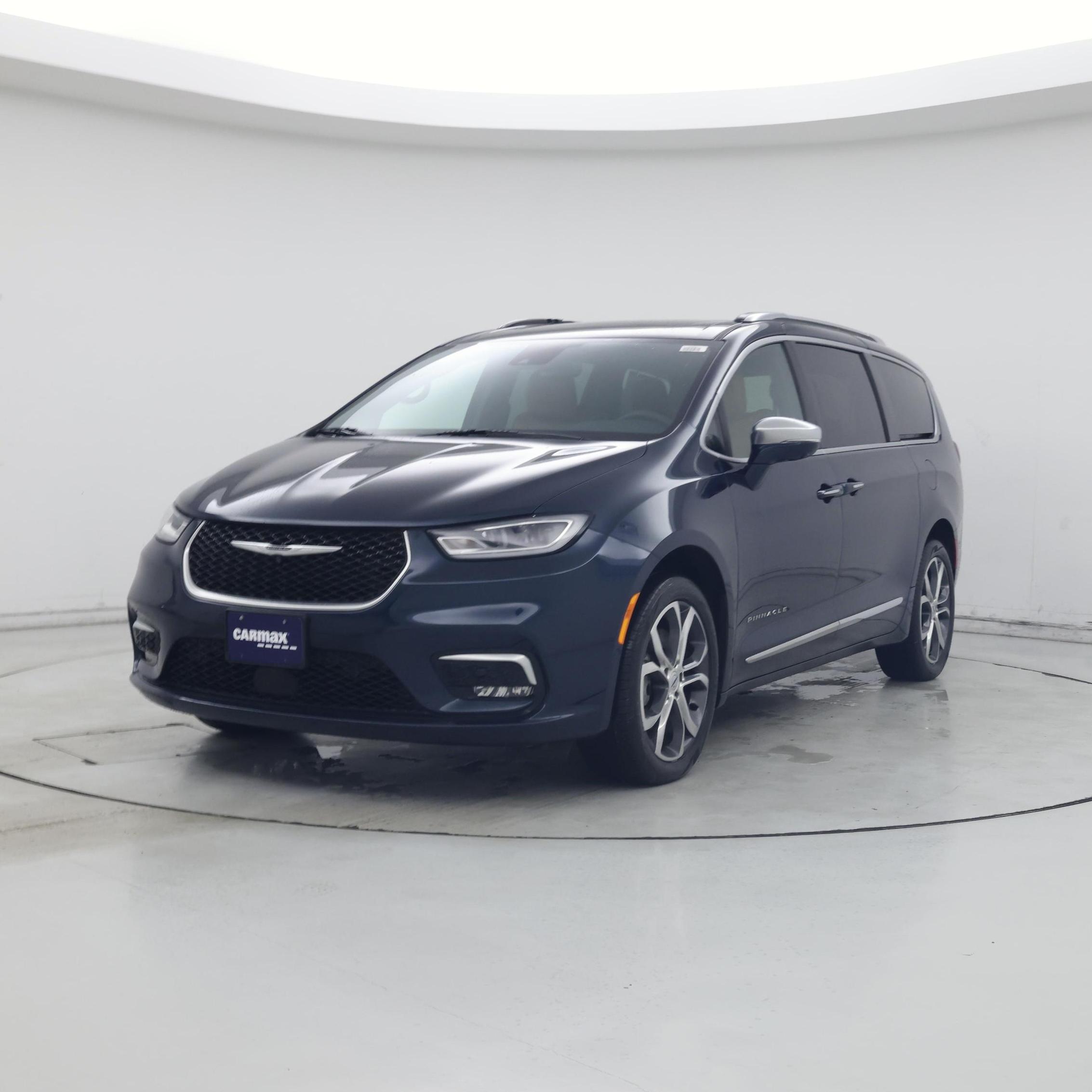 Thumbnail: 2022 Chrysler Pacifica - 4
