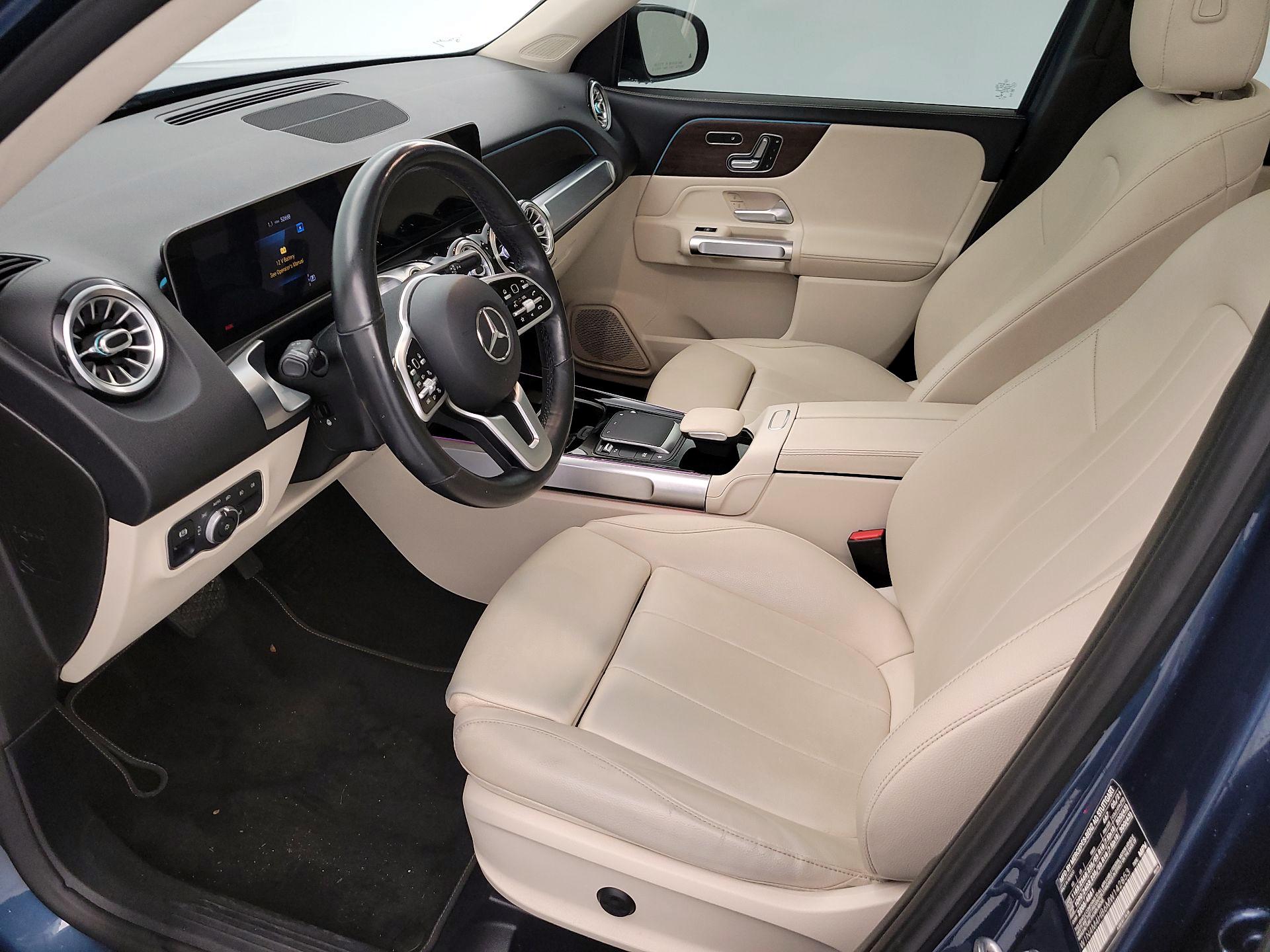 Thumbnail: 2021 Mercedes-Benz GLB - 11