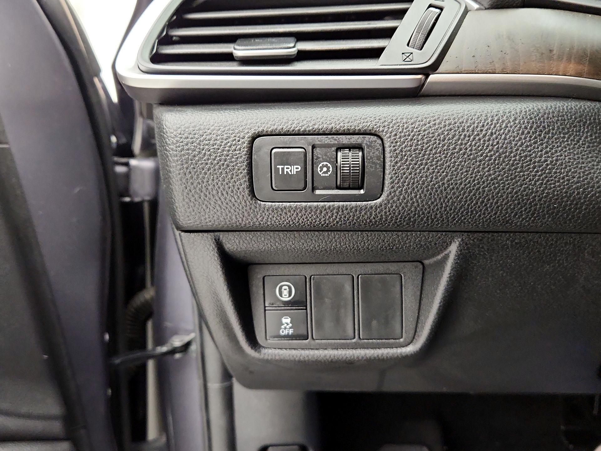 Thumbnail: 2018 Honda Accord - 13