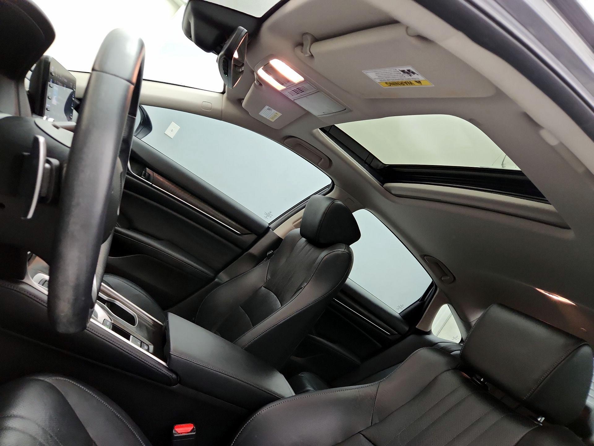 Thumbnail: 2018 Honda Accord - 19