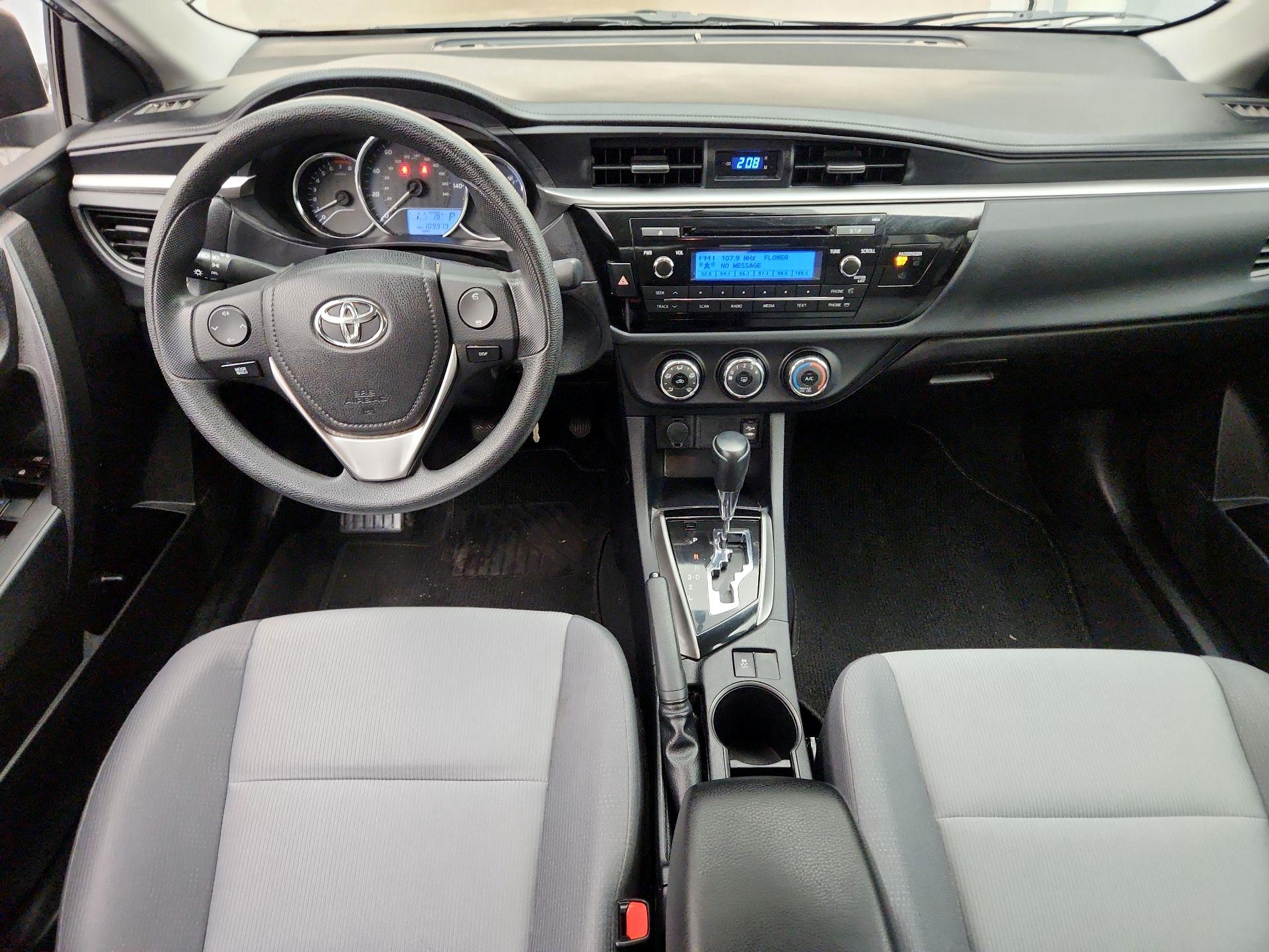 Thumbnail: 2015 Toyota Corolla - 9