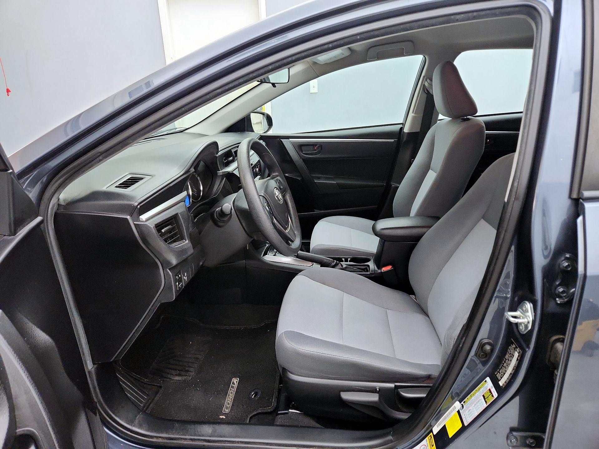 Thumbnail: 2015 Toyota Corolla - 11