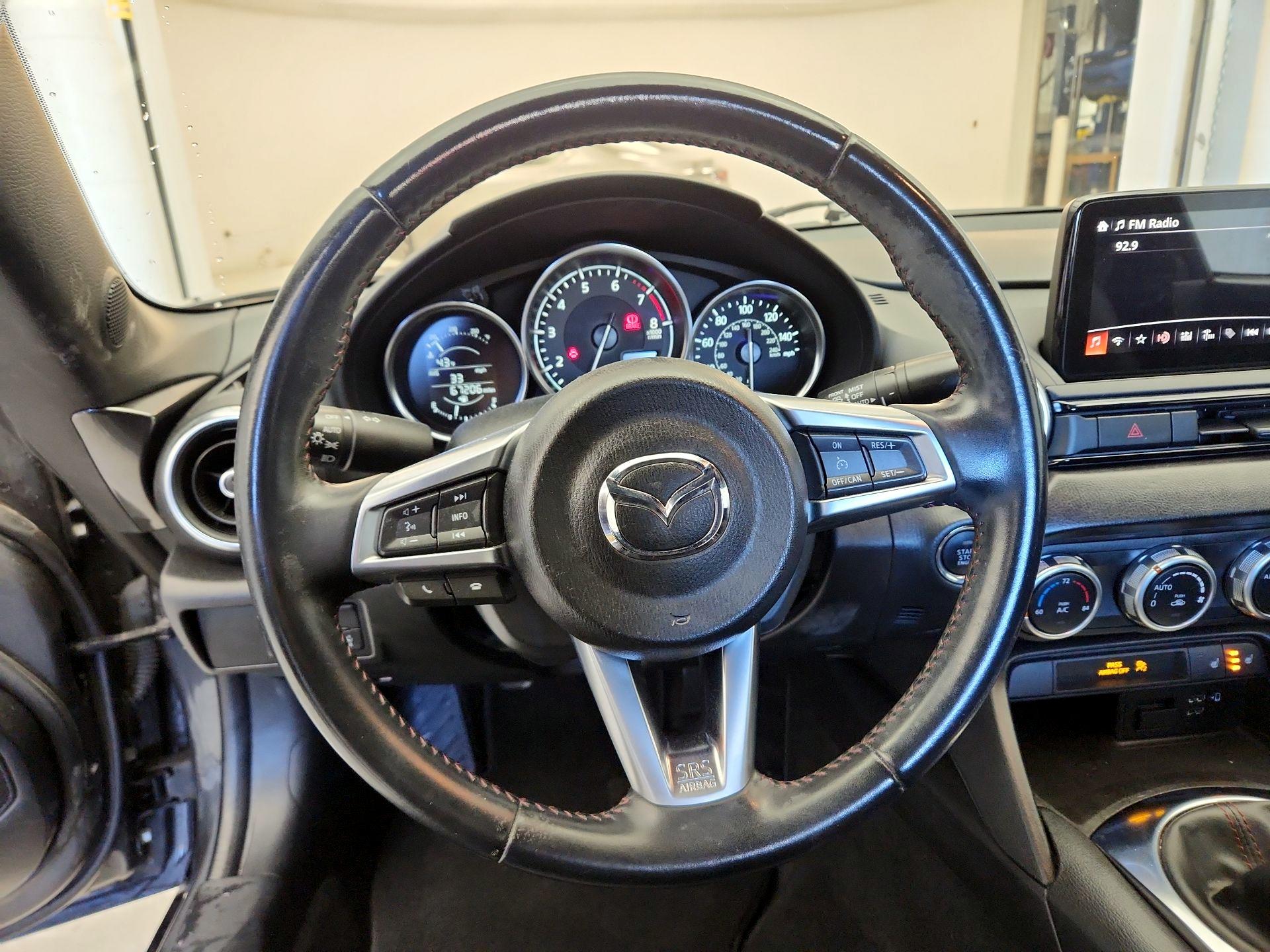 Thumbnail: 2018 Mazda MX-5 Miata - 10