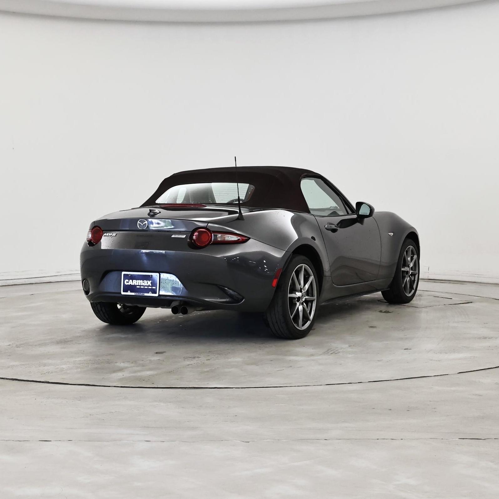 Thumbnail: 2018 Mazda MX-5 Miata - 8