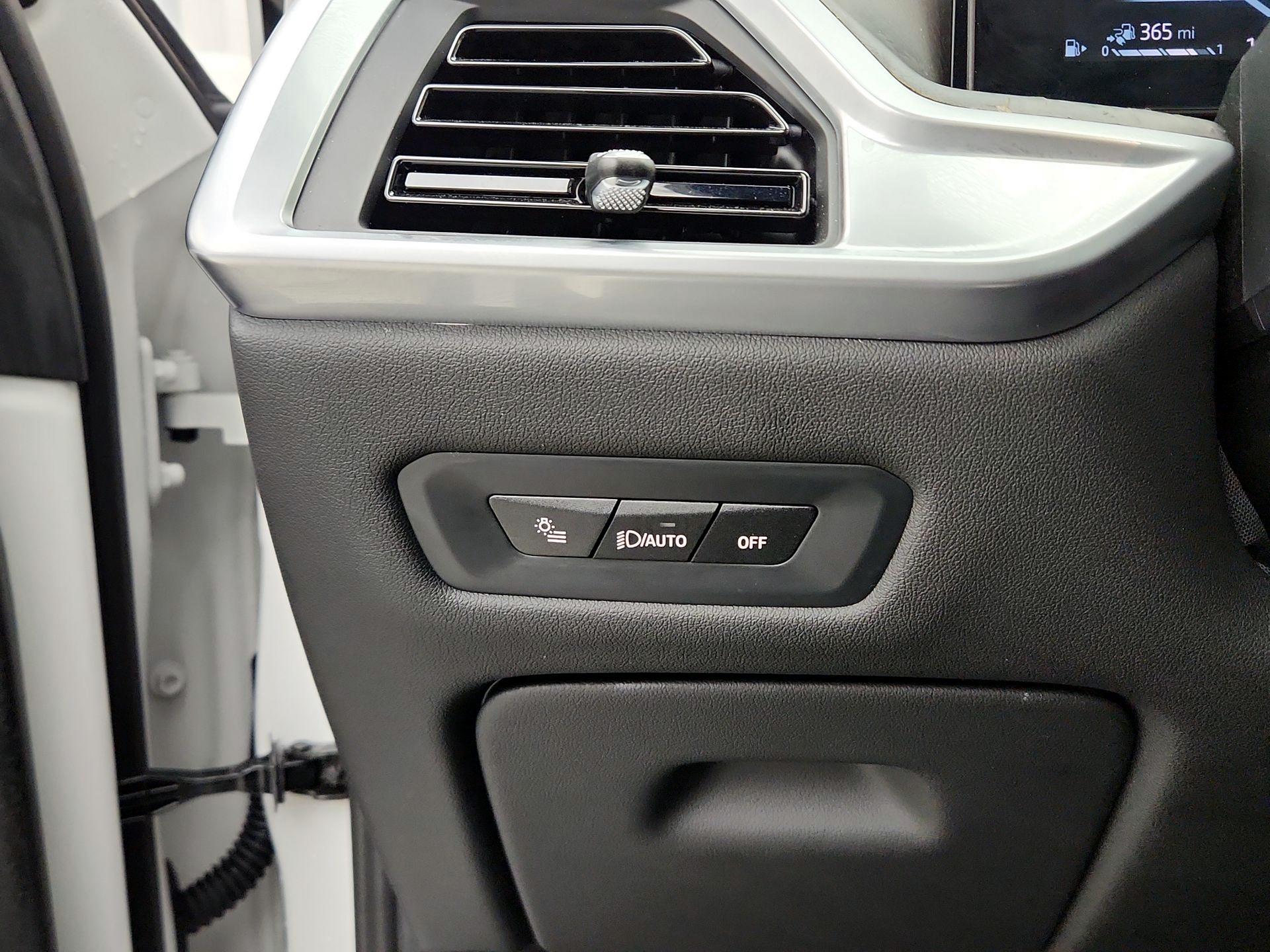 Thumbnail: 2024 BMW X5 - 13