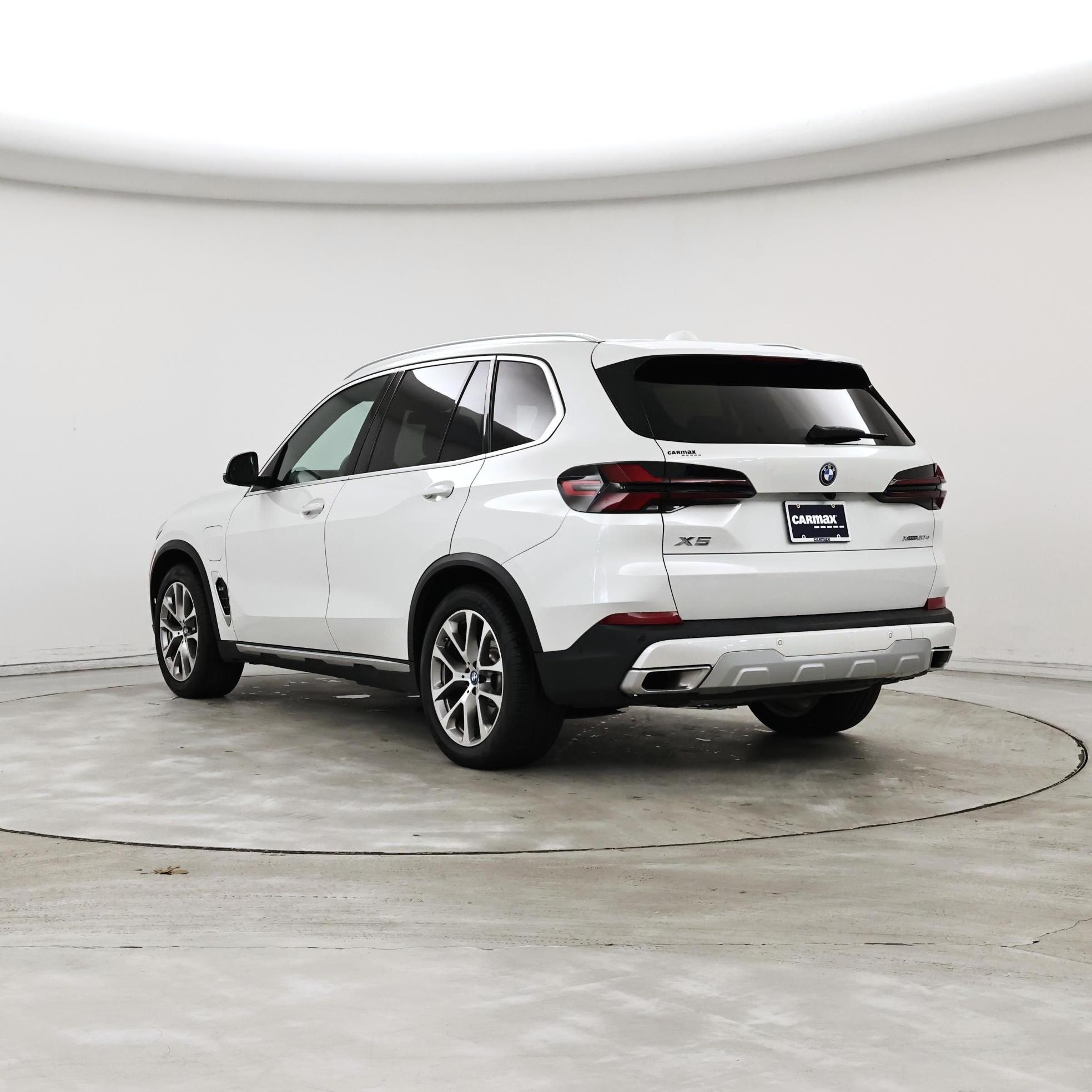 Thumbnail: 2024 BMW X5 - 2