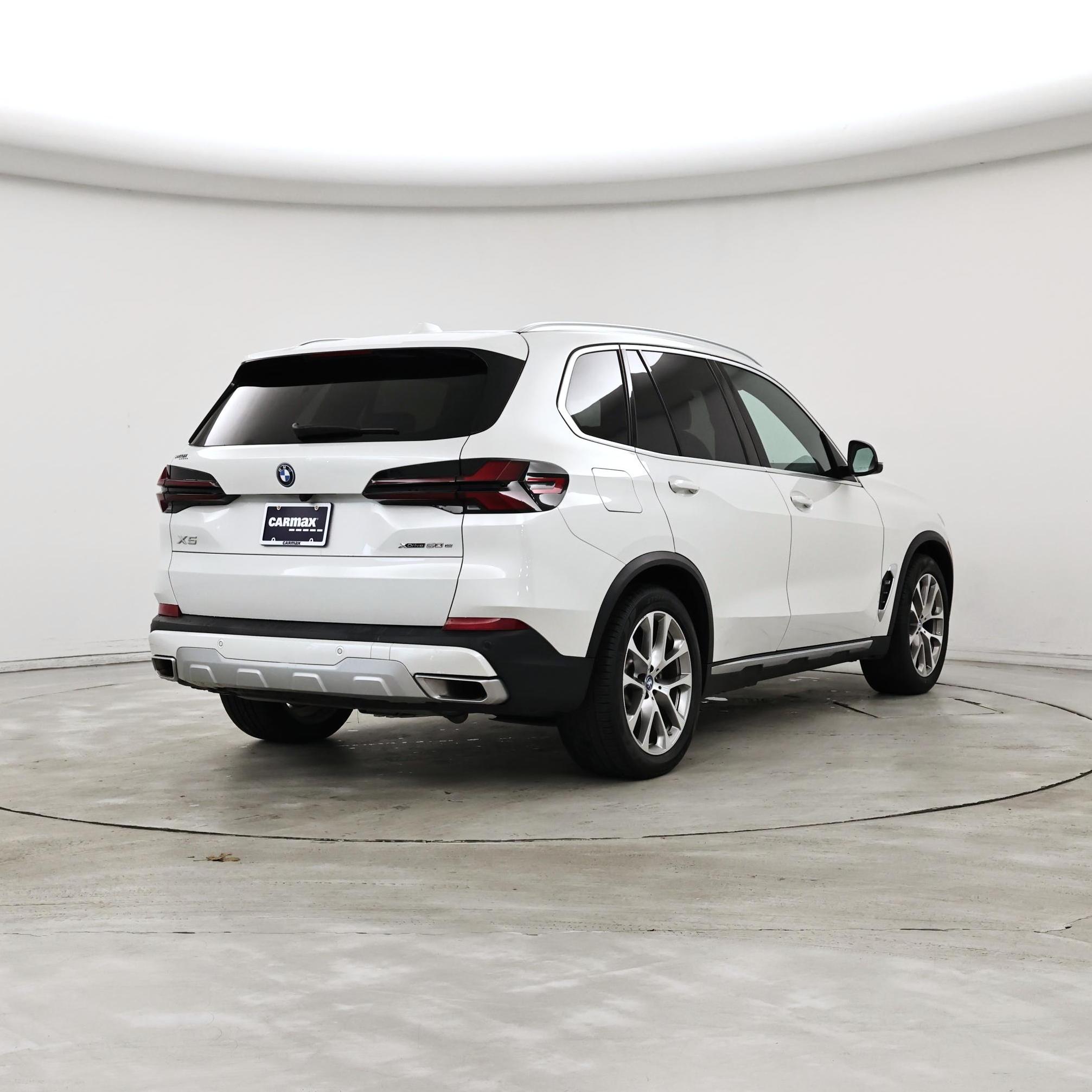 Thumbnail: 2024 BMW X5 - 8