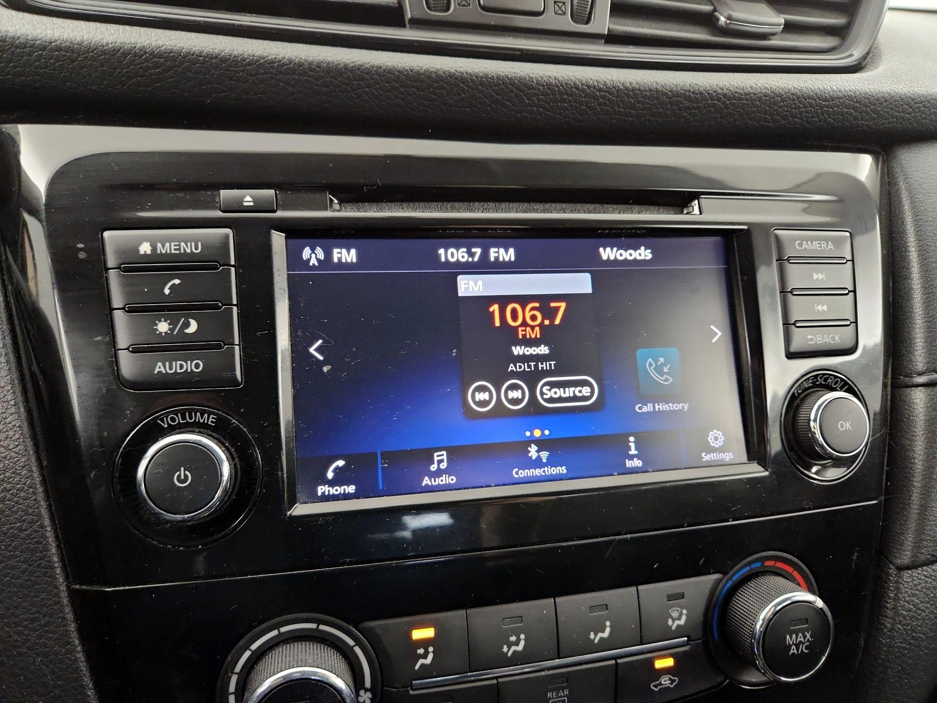 Thumbnail: 2018 Nissan Rogue - 15