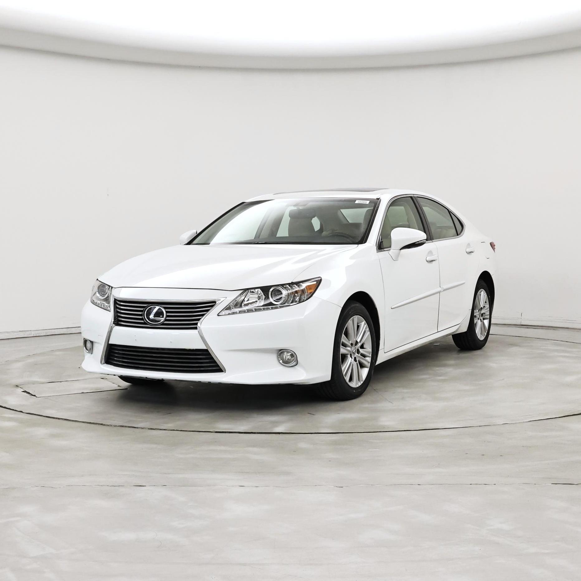 Thumbnail: 2014 Lexus ES - 4