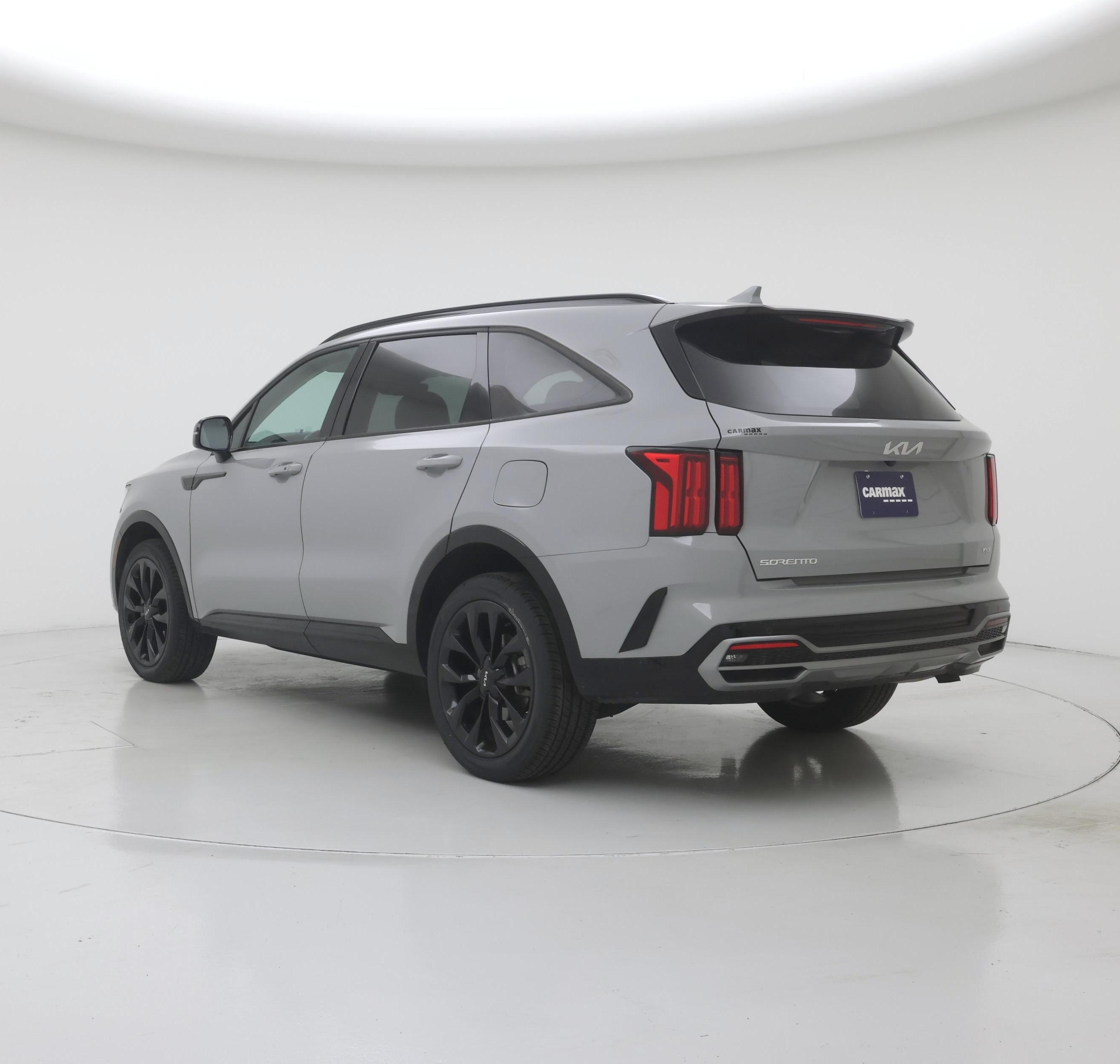 Thumbnail: 2023 Kia Sorento - 2