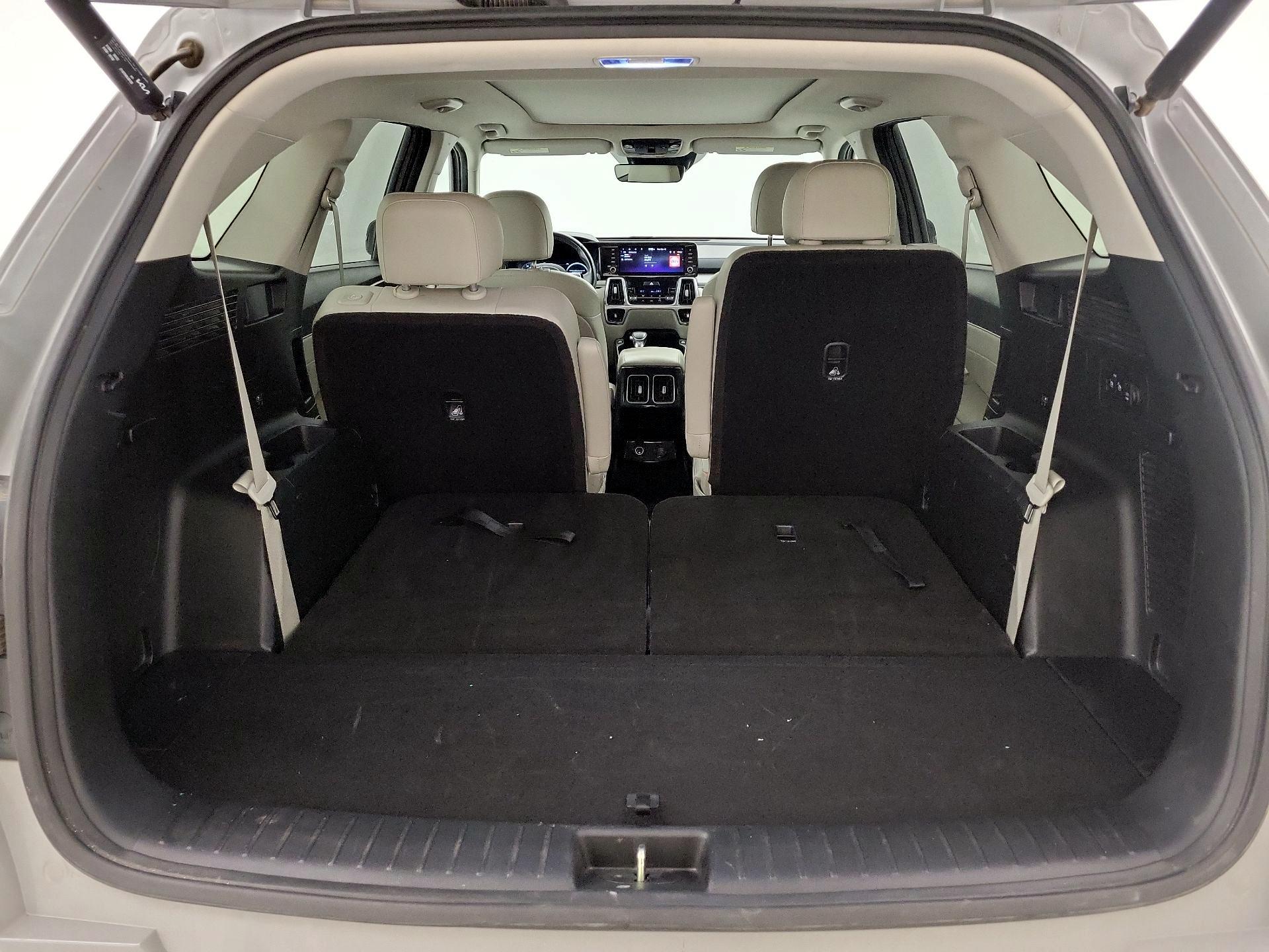 Thumbnail: 2023 Kia Sorento - 20