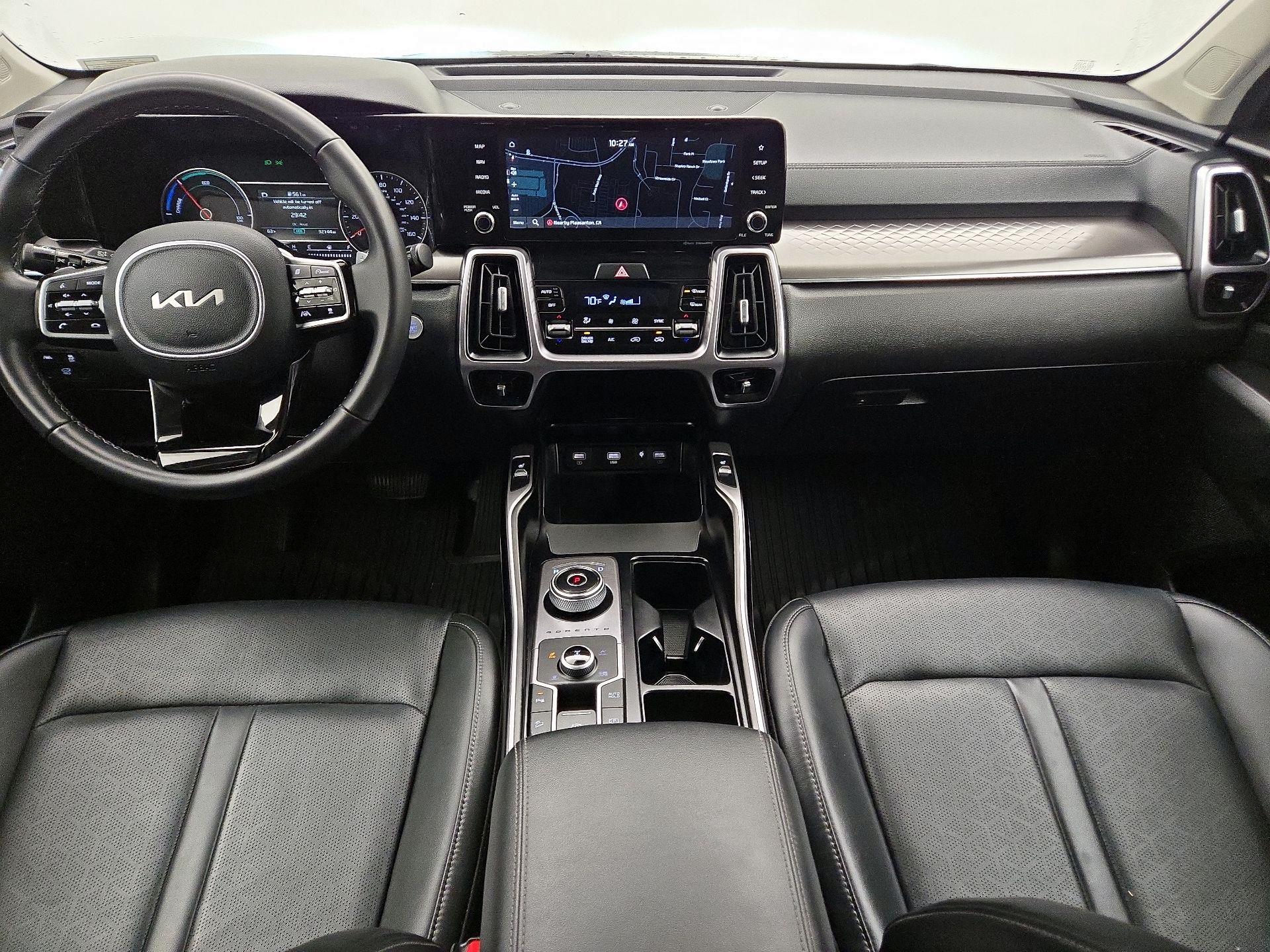 Thumbnail: 2023 Kia Sorento - 9