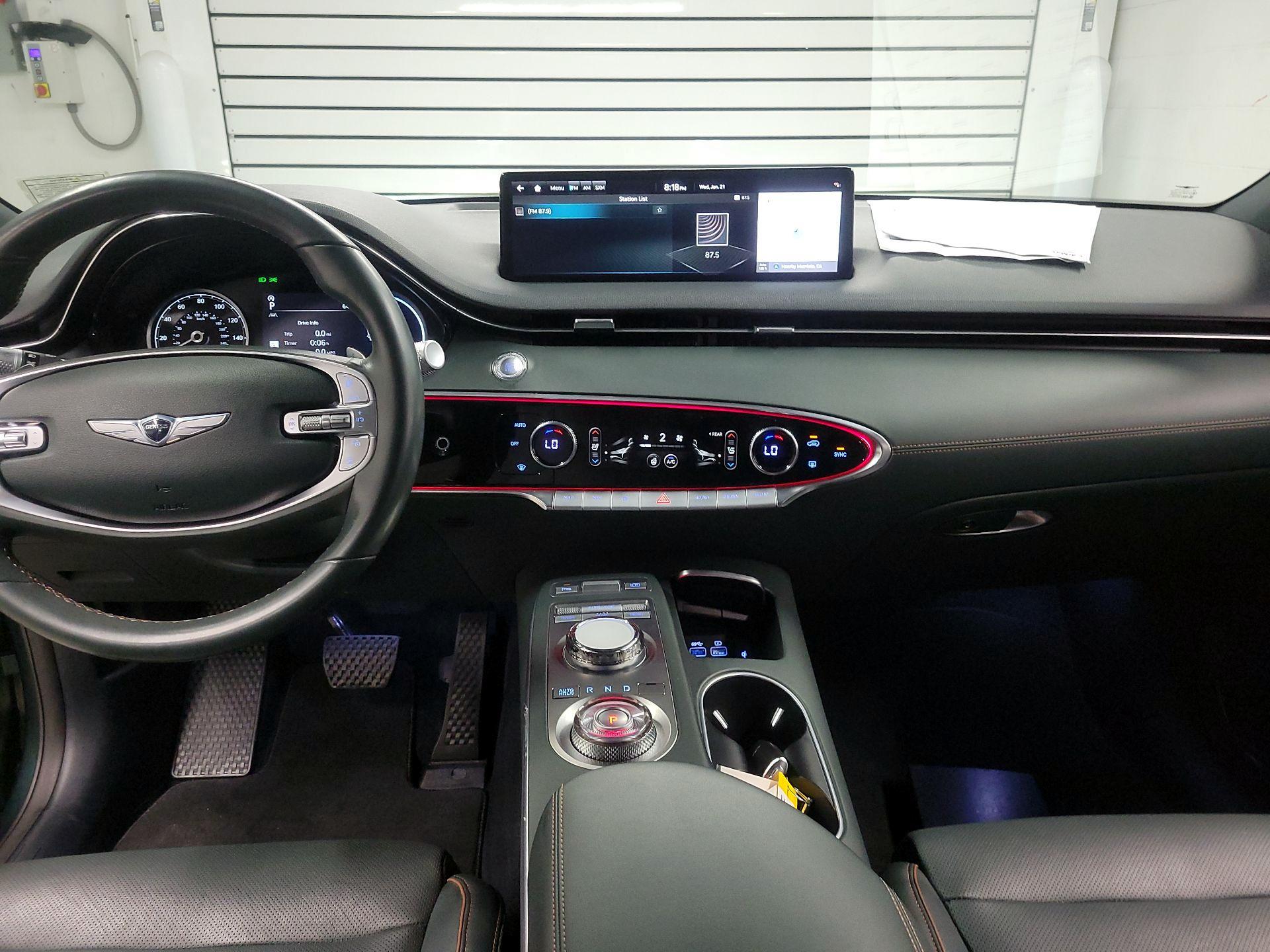 Thumbnail: 2023 Genesis GV70 - 8