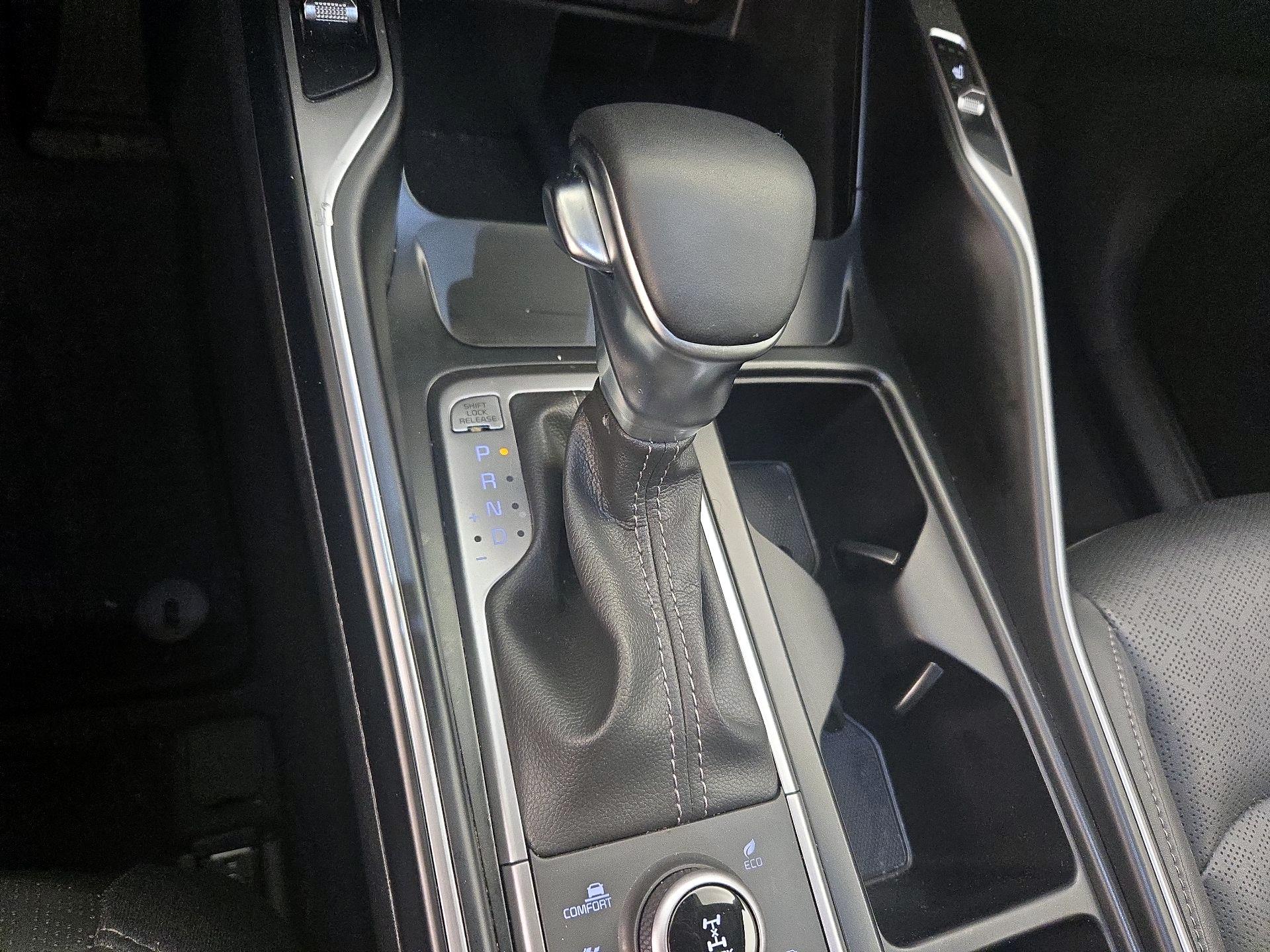 Thumbnail: 2023 Kia Sorento - 18