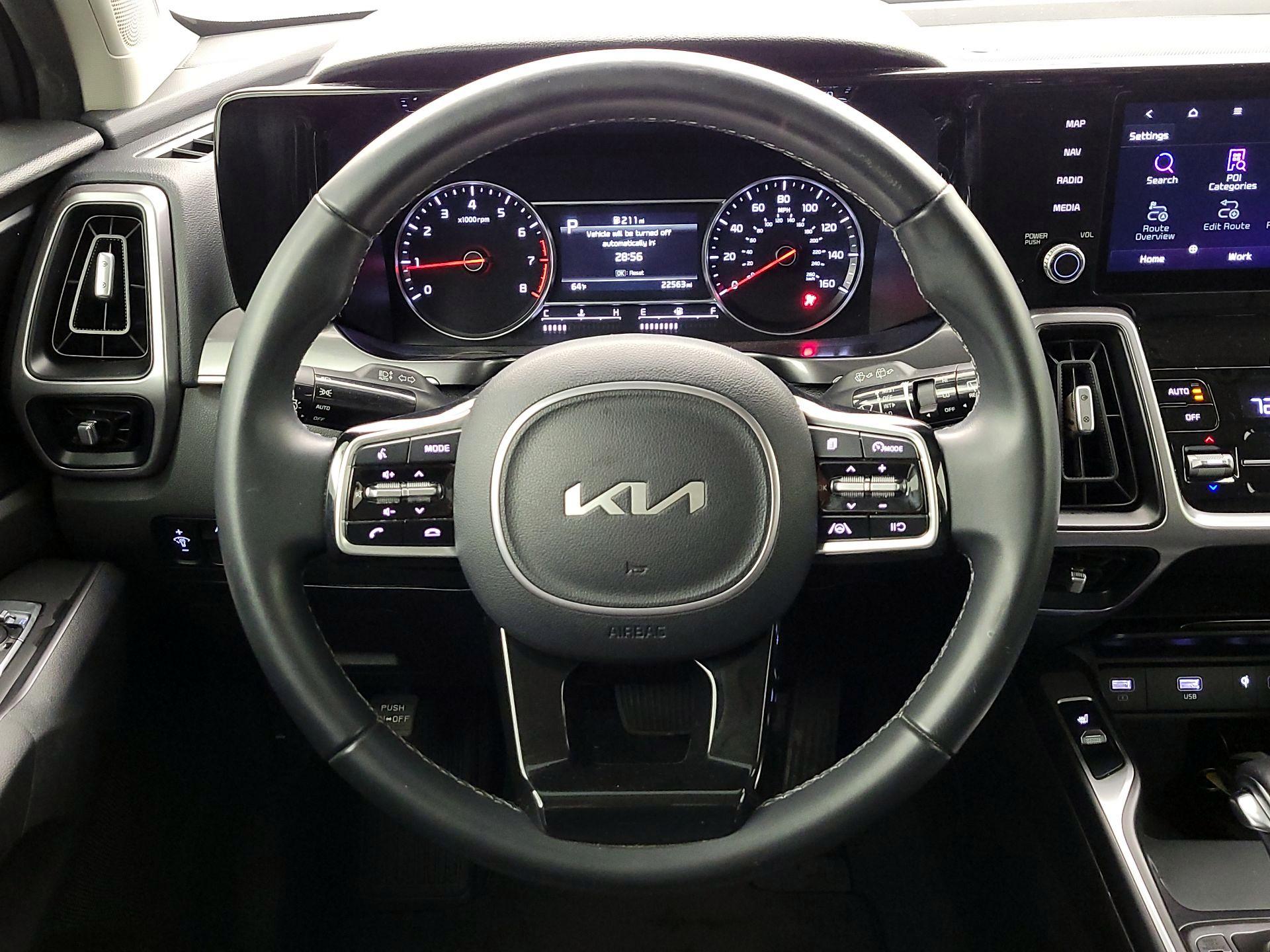 Thumbnail: 2023 Kia Sorento - 10