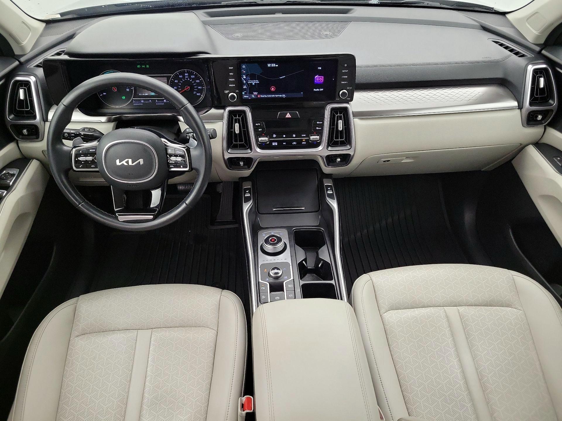 Thumbnail: 2023 Kia Sorento - 9