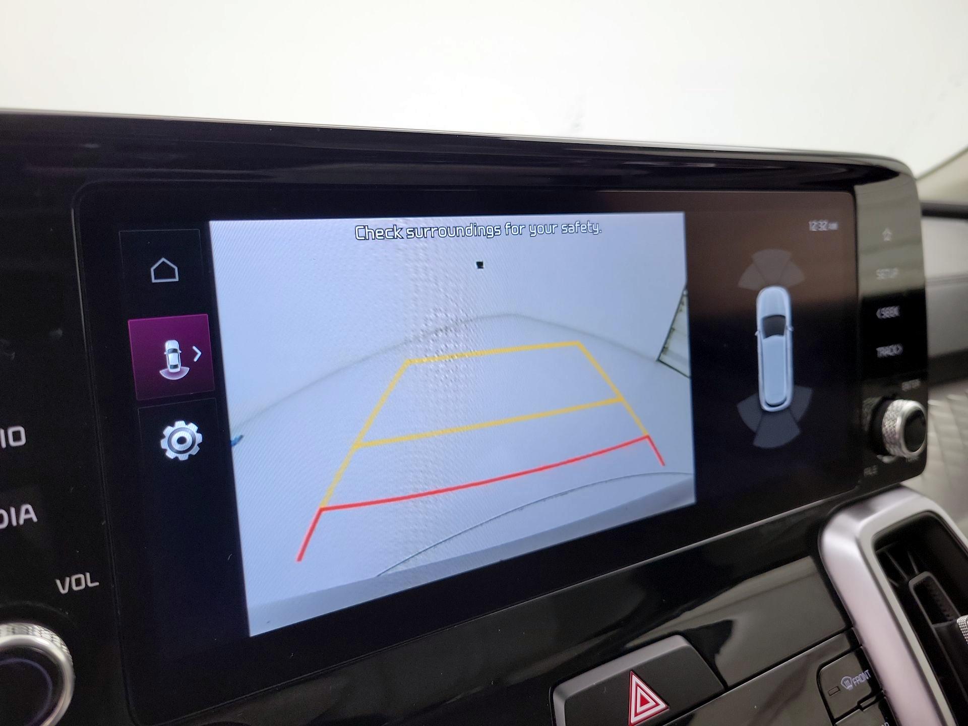 Thumbnail: 2023 Kia Sorento - 15