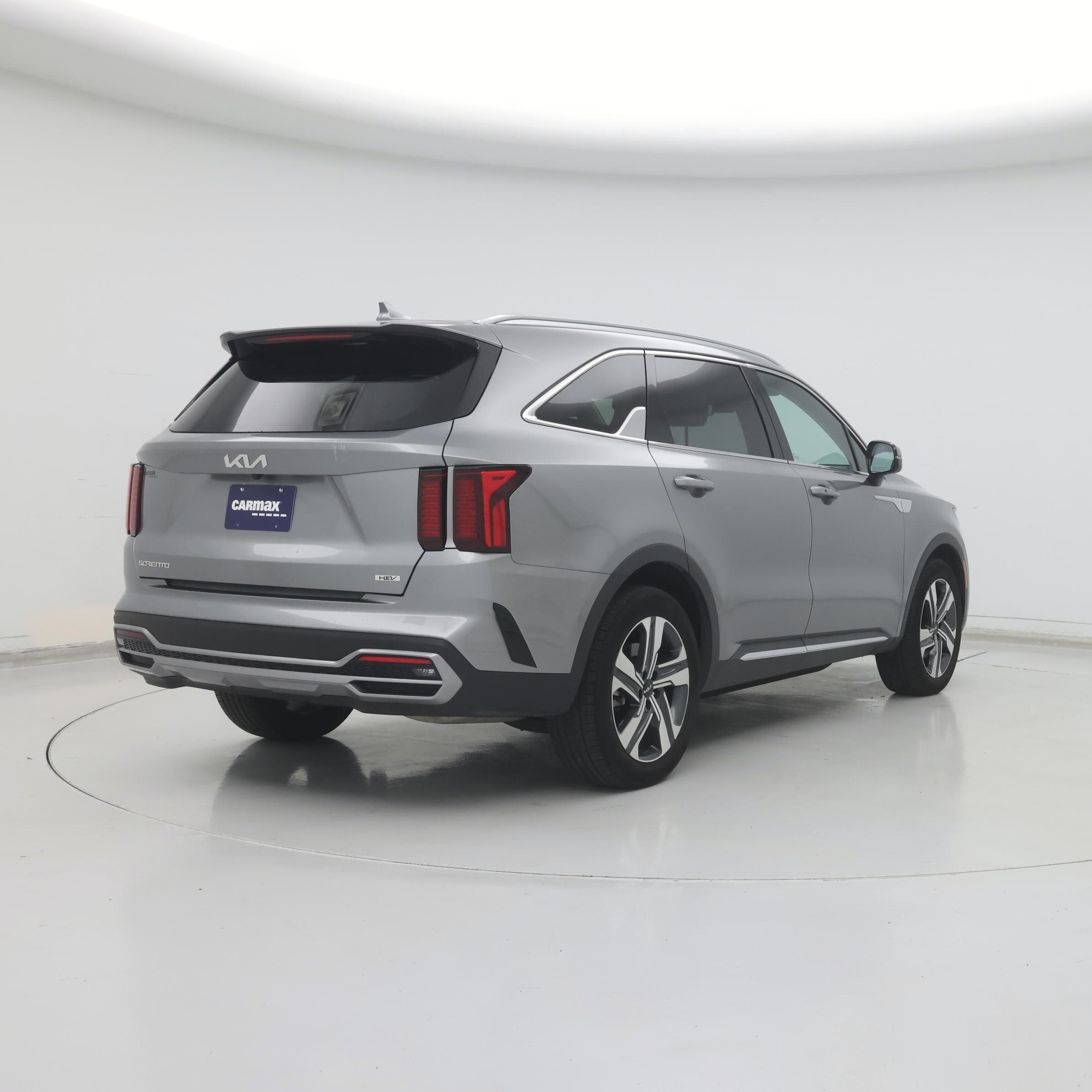 Thumbnail: 2023 Kia Sorento - 8