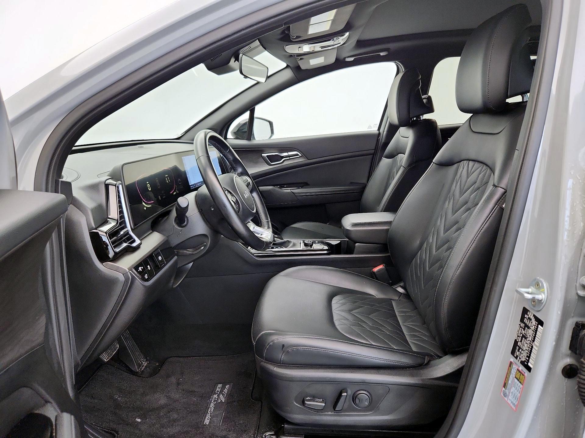 Thumbnail: 2023 Kia Sportage - 11