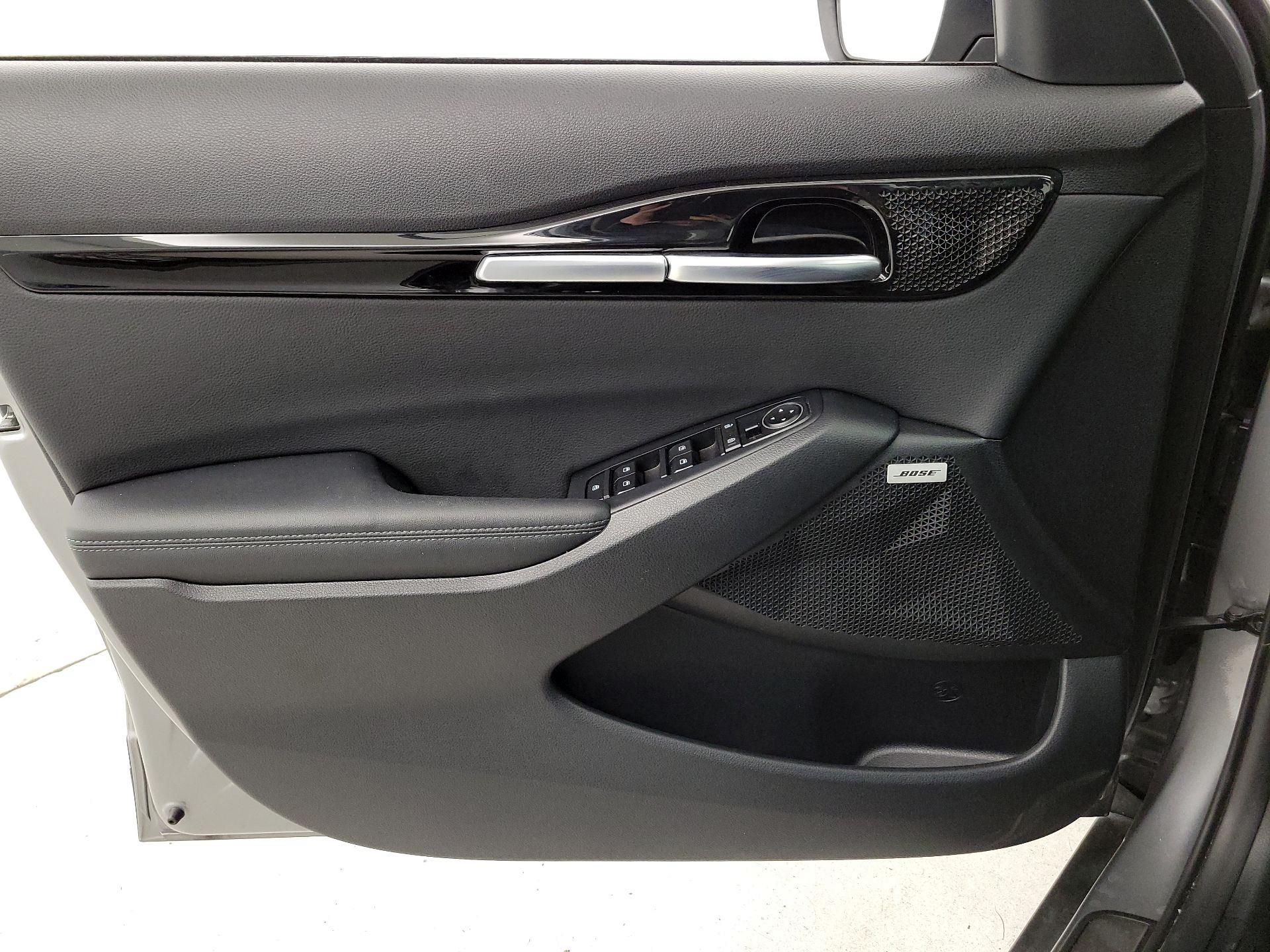 Thumbnail: 2023 Kia Seltos - 12