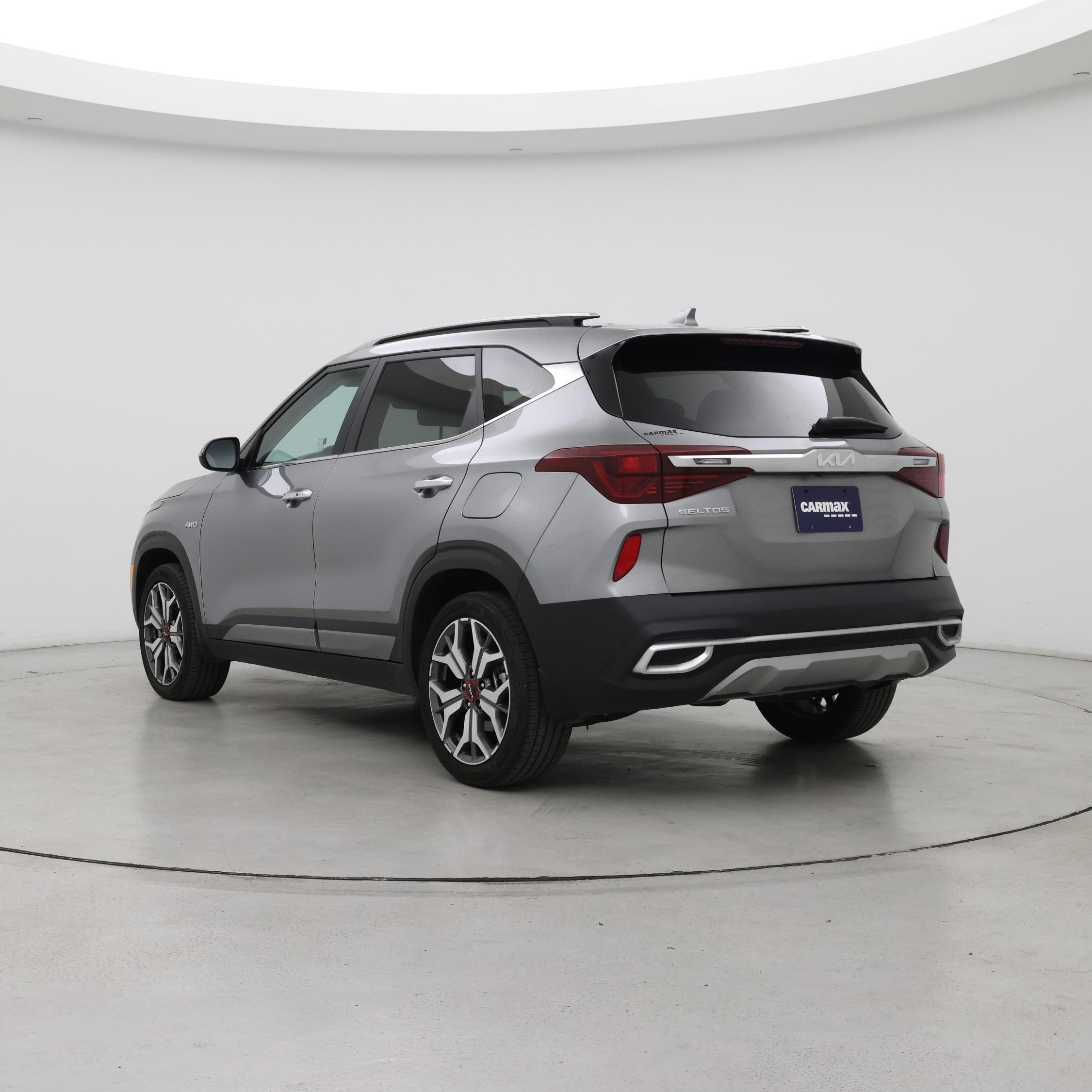 Thumbnail: 2023 Kia Seltos - 2