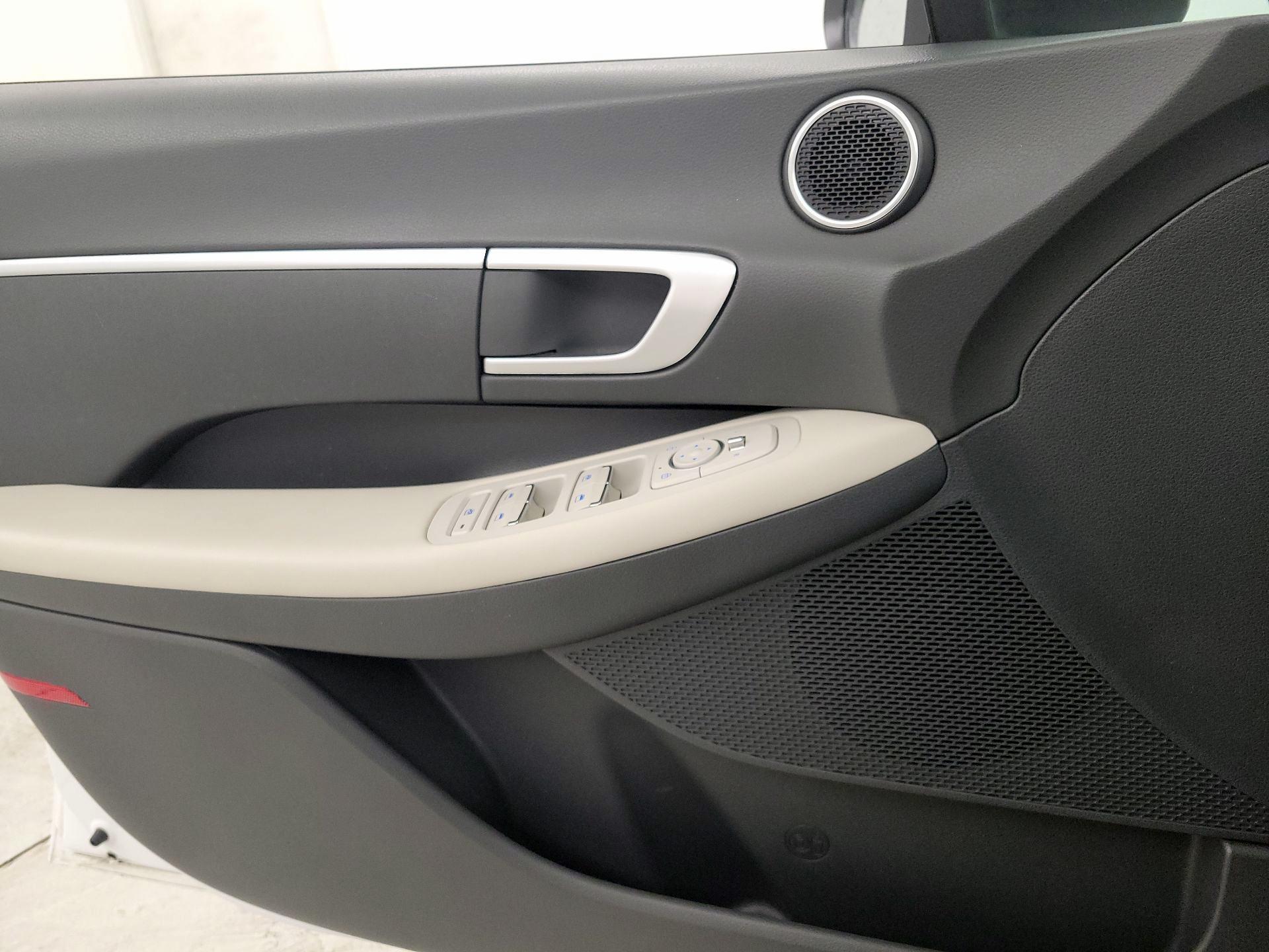 Thumbnail: 2022 Hyundai Sonata - 12