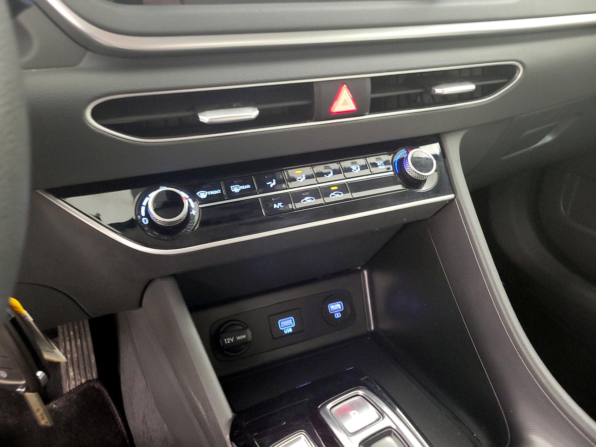 Thumbnail: 2022 Hyundai Sonata - 16