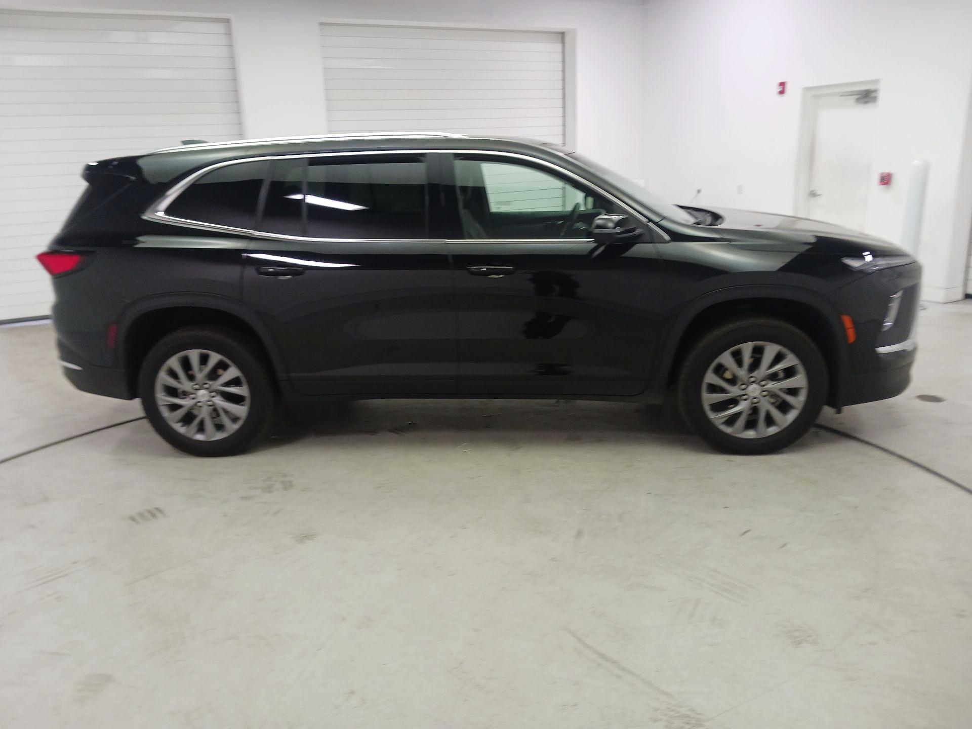 Thumbnail: 2025 Buick Enclave - 4