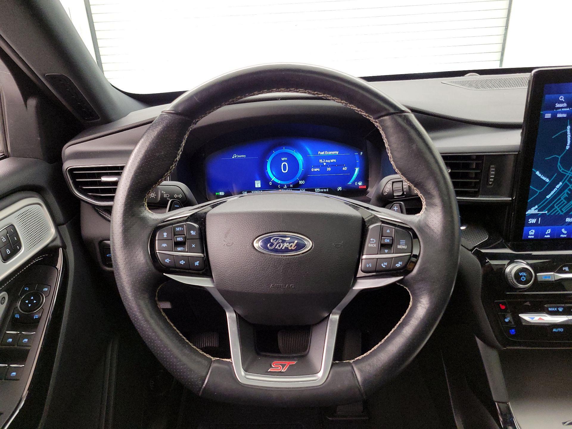 Thumbnail: 2022 Ford Explorer - 10