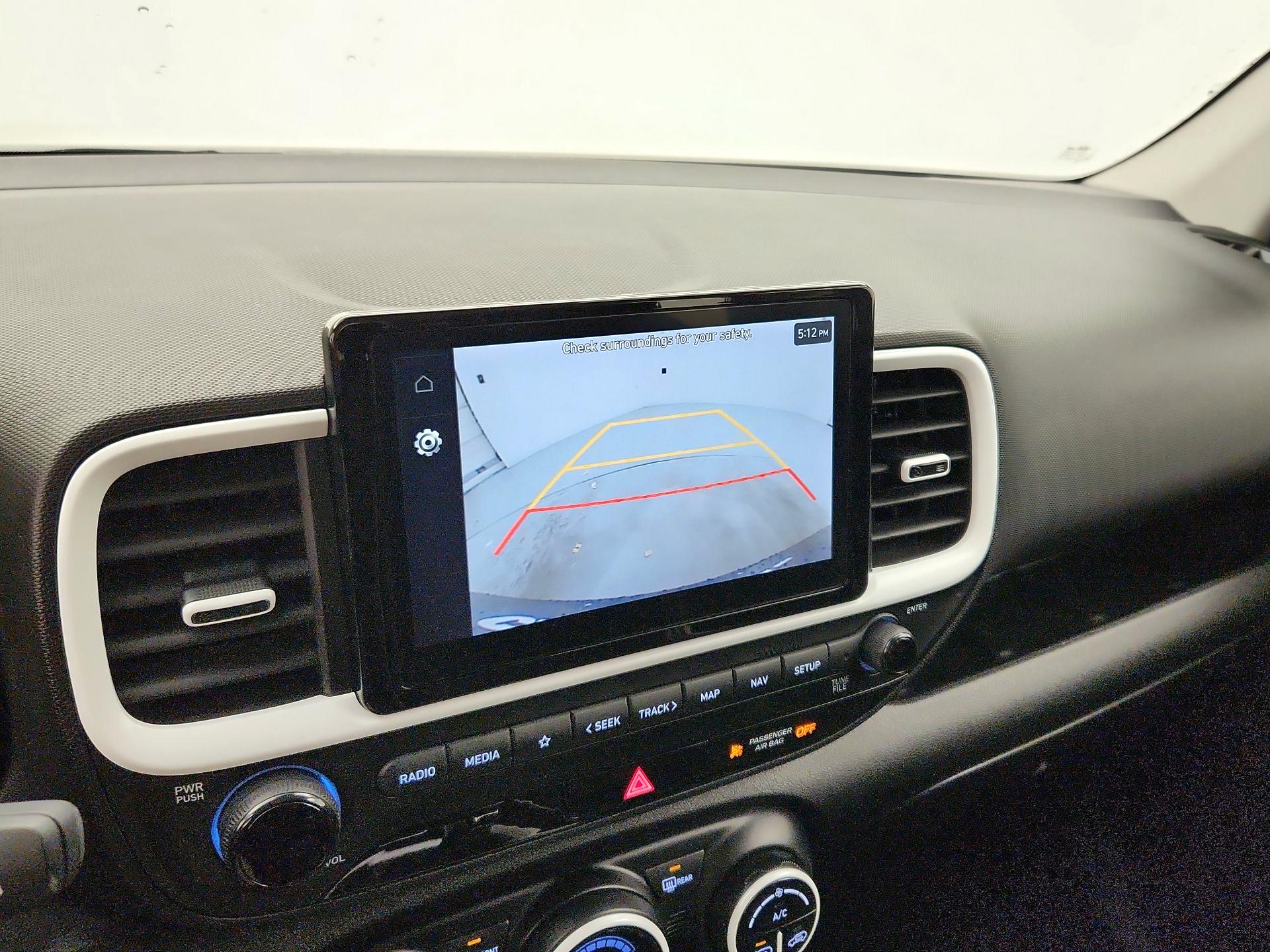 Thumbnail: 2023 Hyundai Venue - 15