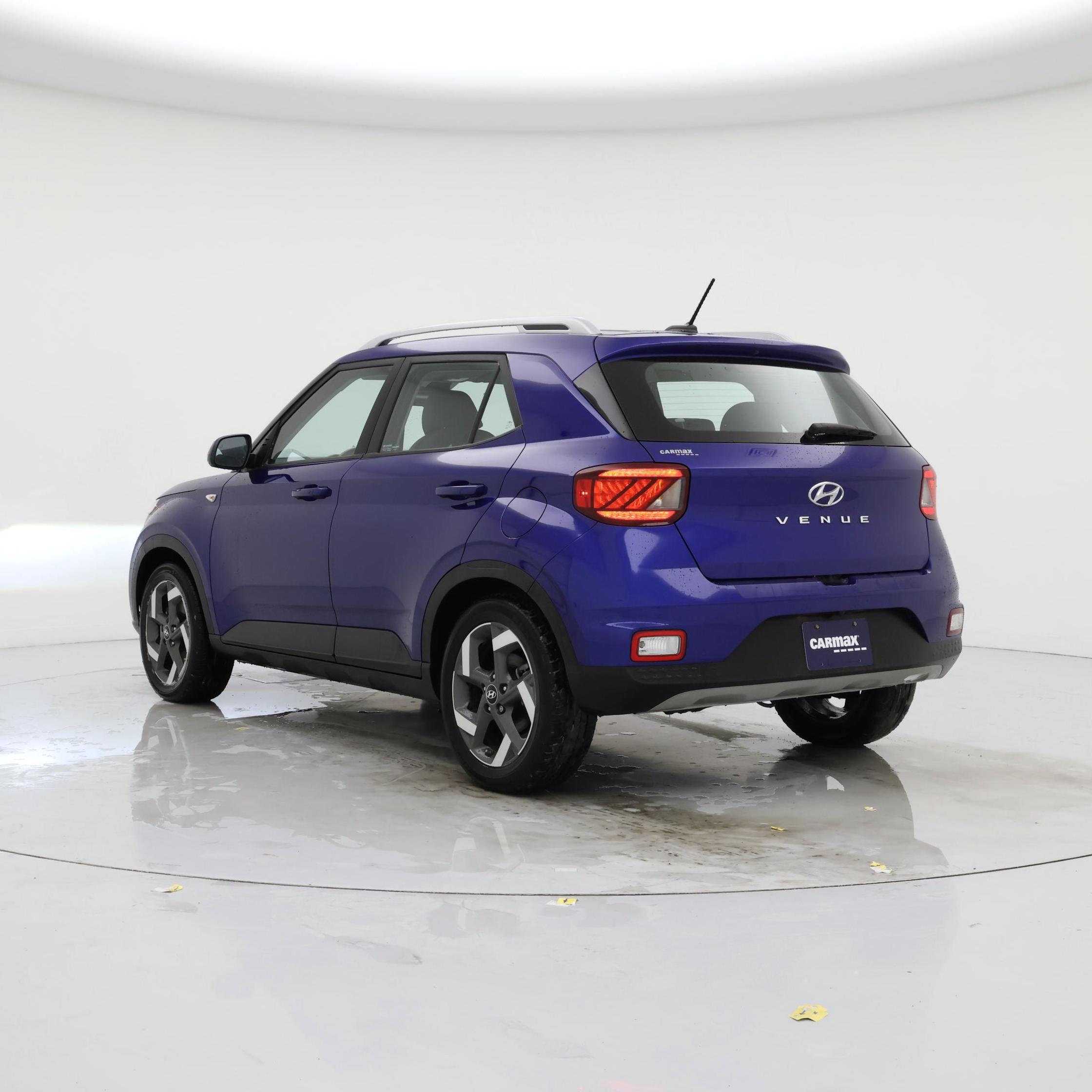 Thumbnail: 2023 Hyundai Venue - 2