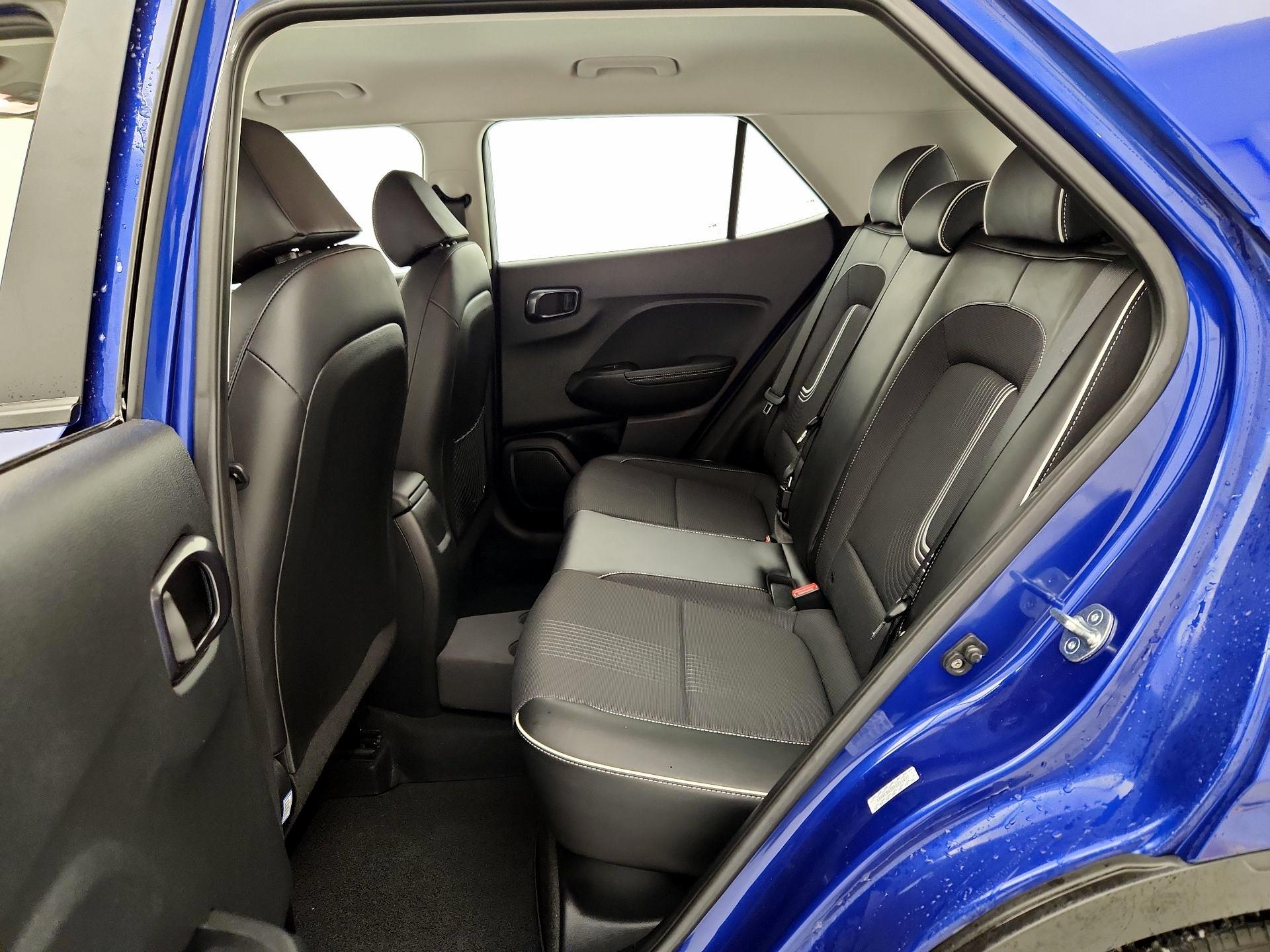 Thumbnail: 2023 Hyundai Venue - 20