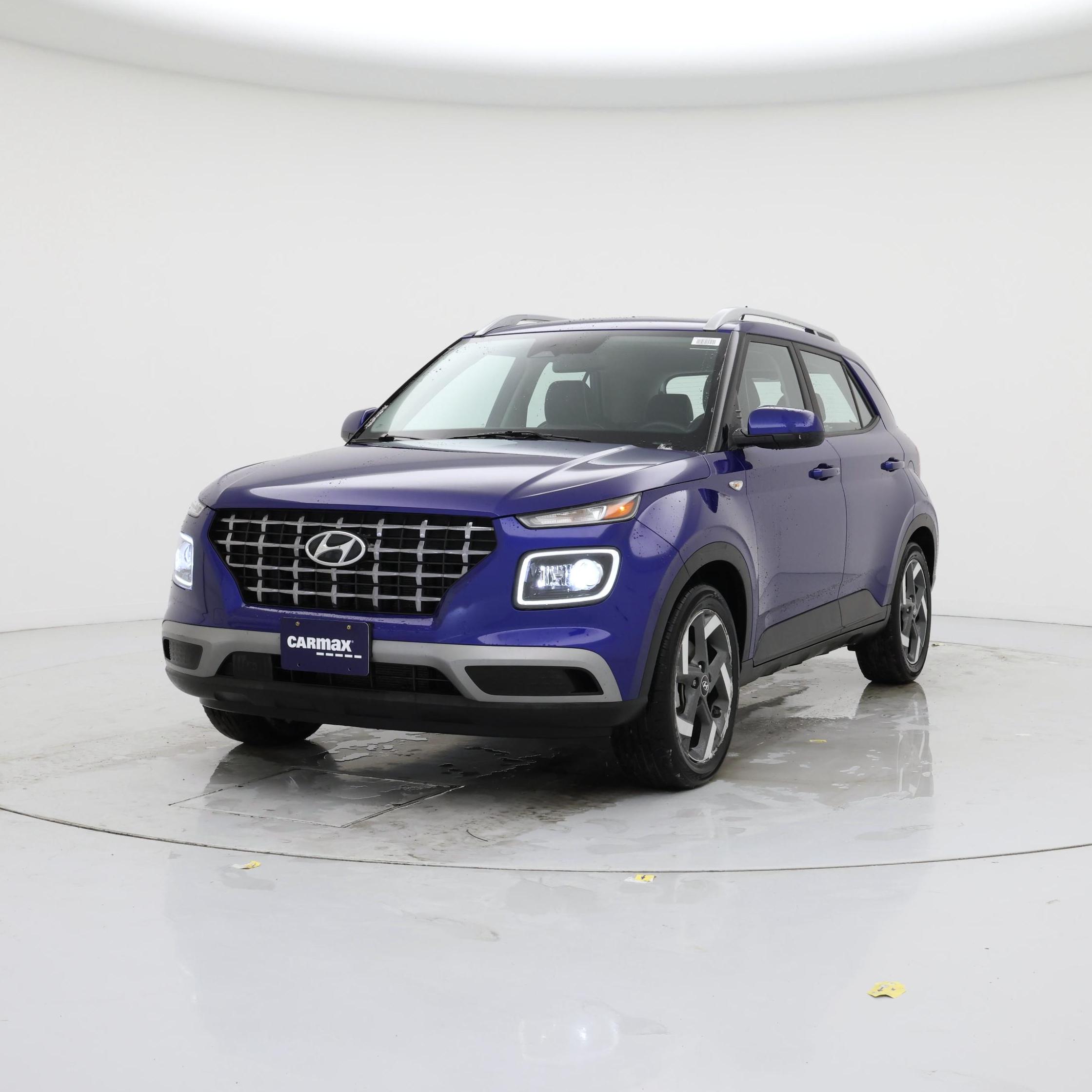 Thumbnail: 2023 Hyundai Venue - 4