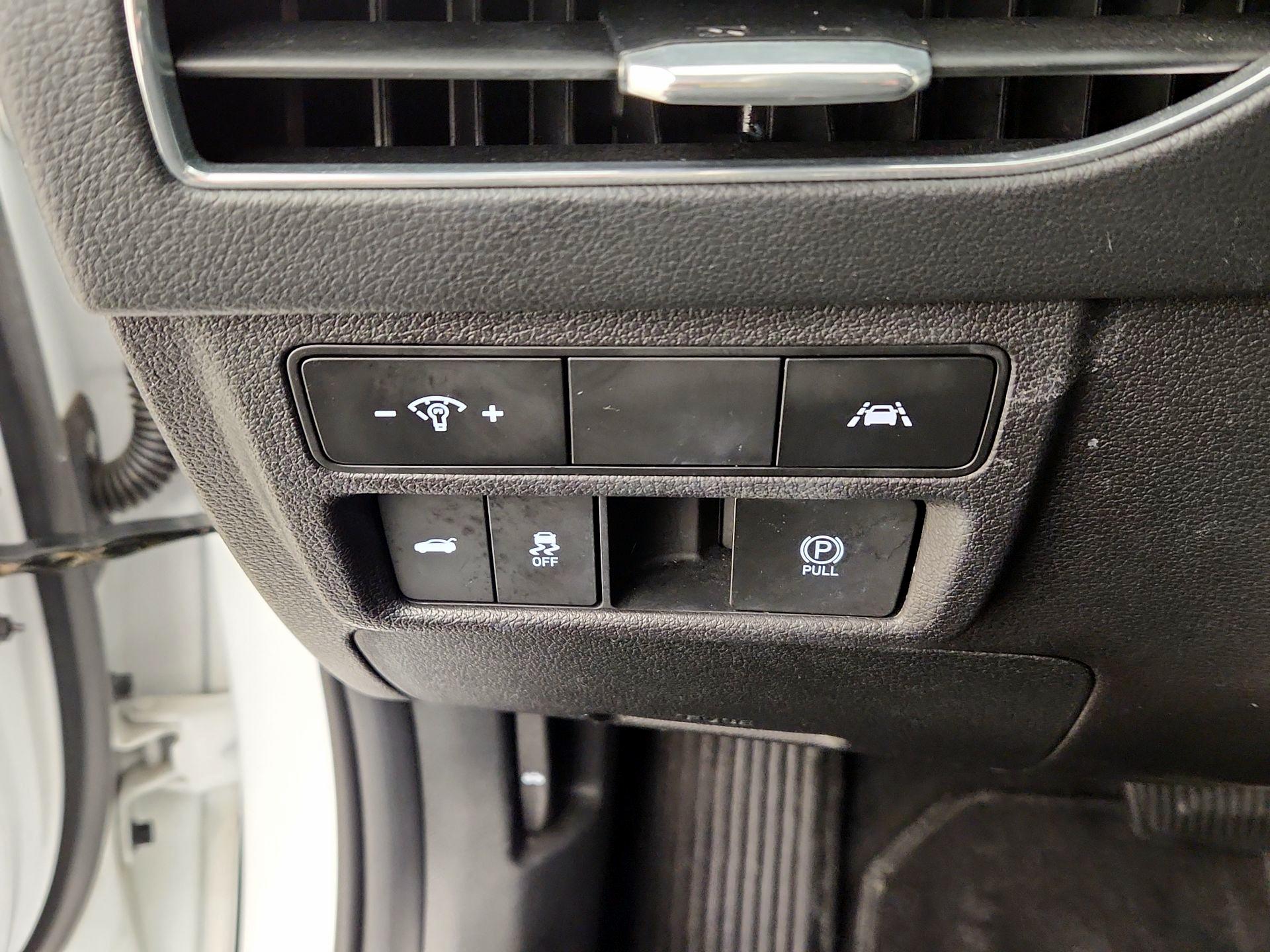 Thumbnail: 2023 Hyundai Sonata - 13