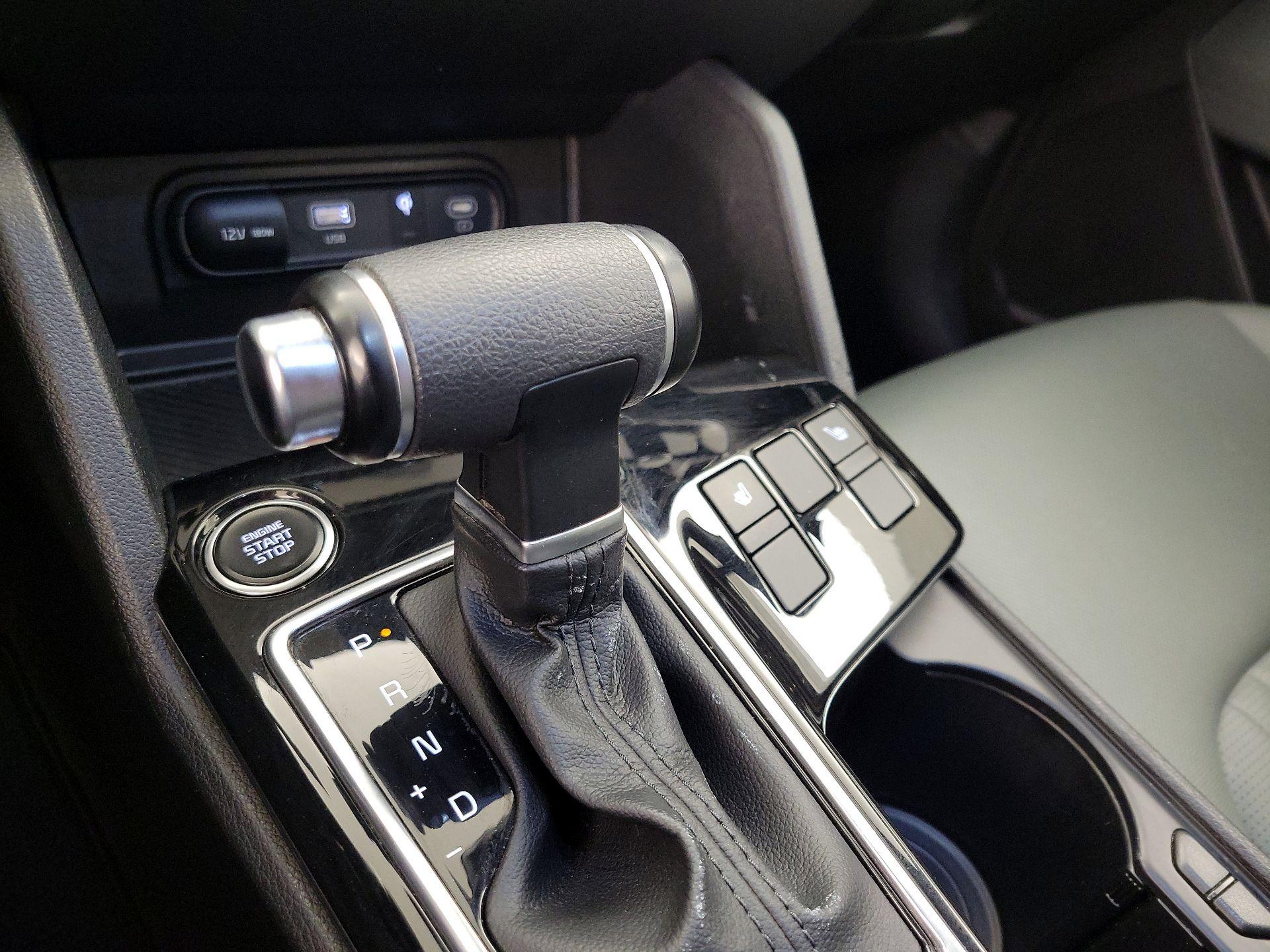 Thumbnail: 2023 Kia Sportage - 18