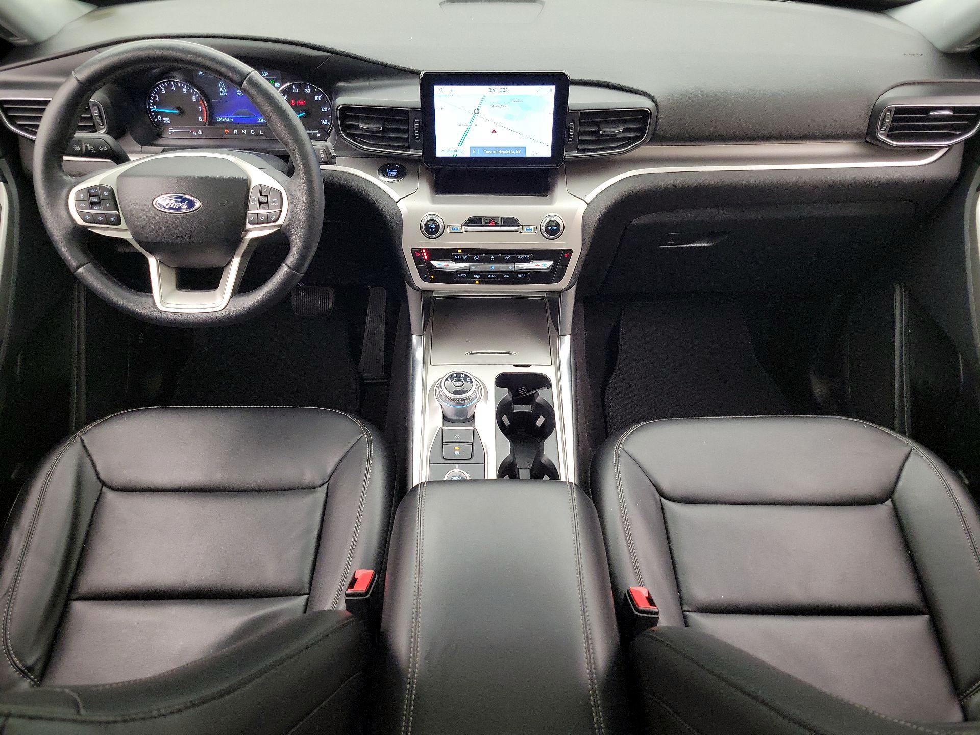 Thumbnail: 2022 Ford Explorer - 9