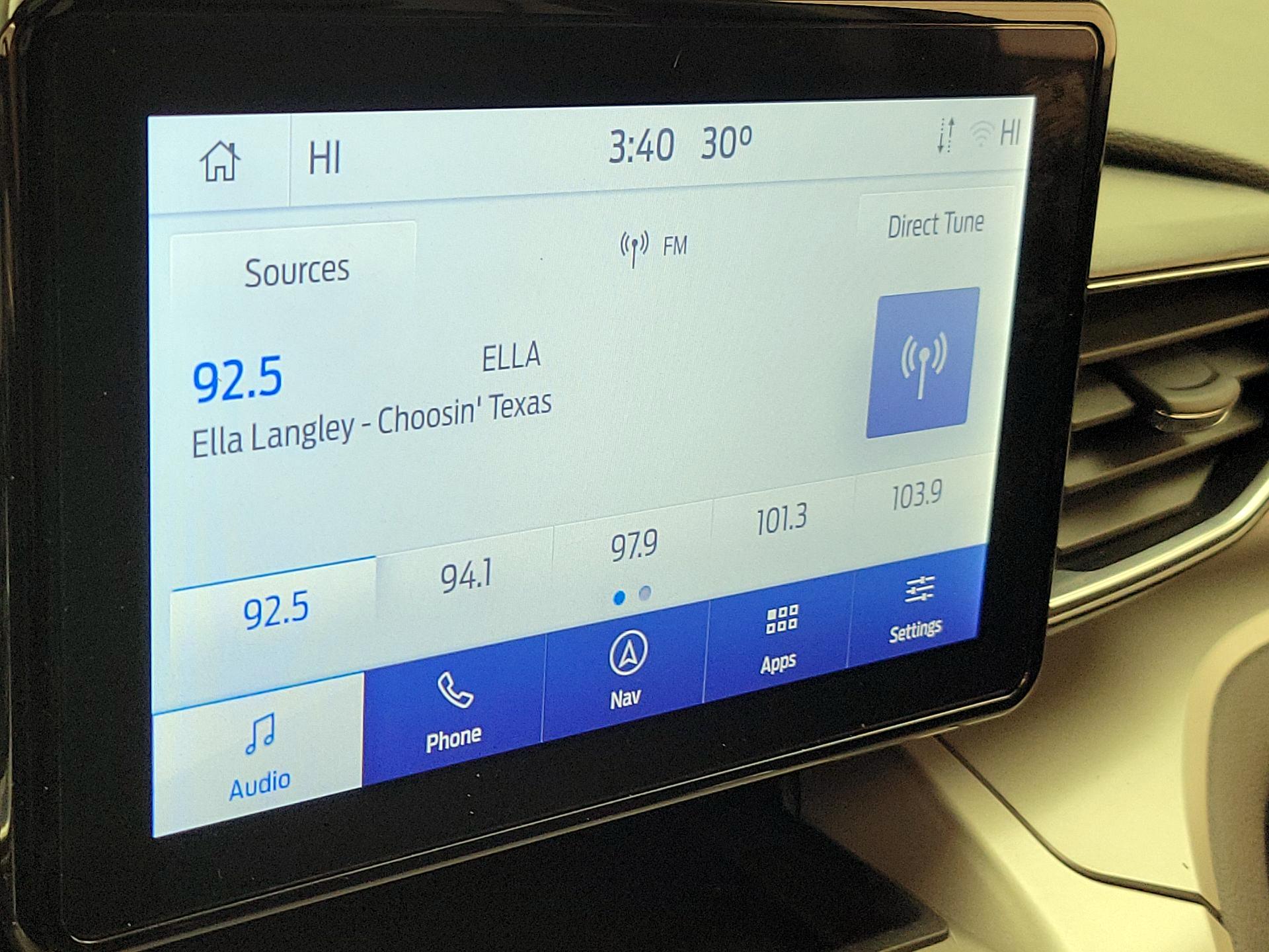 Thumbnail: 2022 Ford Explorer - 16