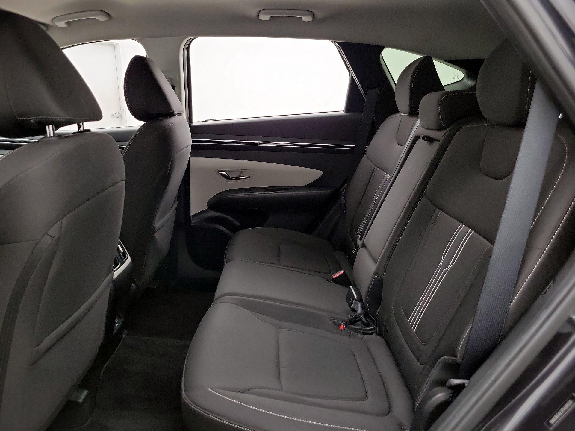 Thumbnail: 2023 Hyundai Tucson - 19