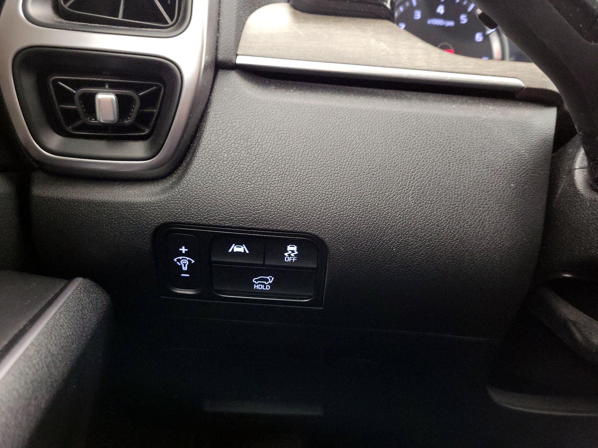 Thumbnail: 2023 Kia Sorento - 13