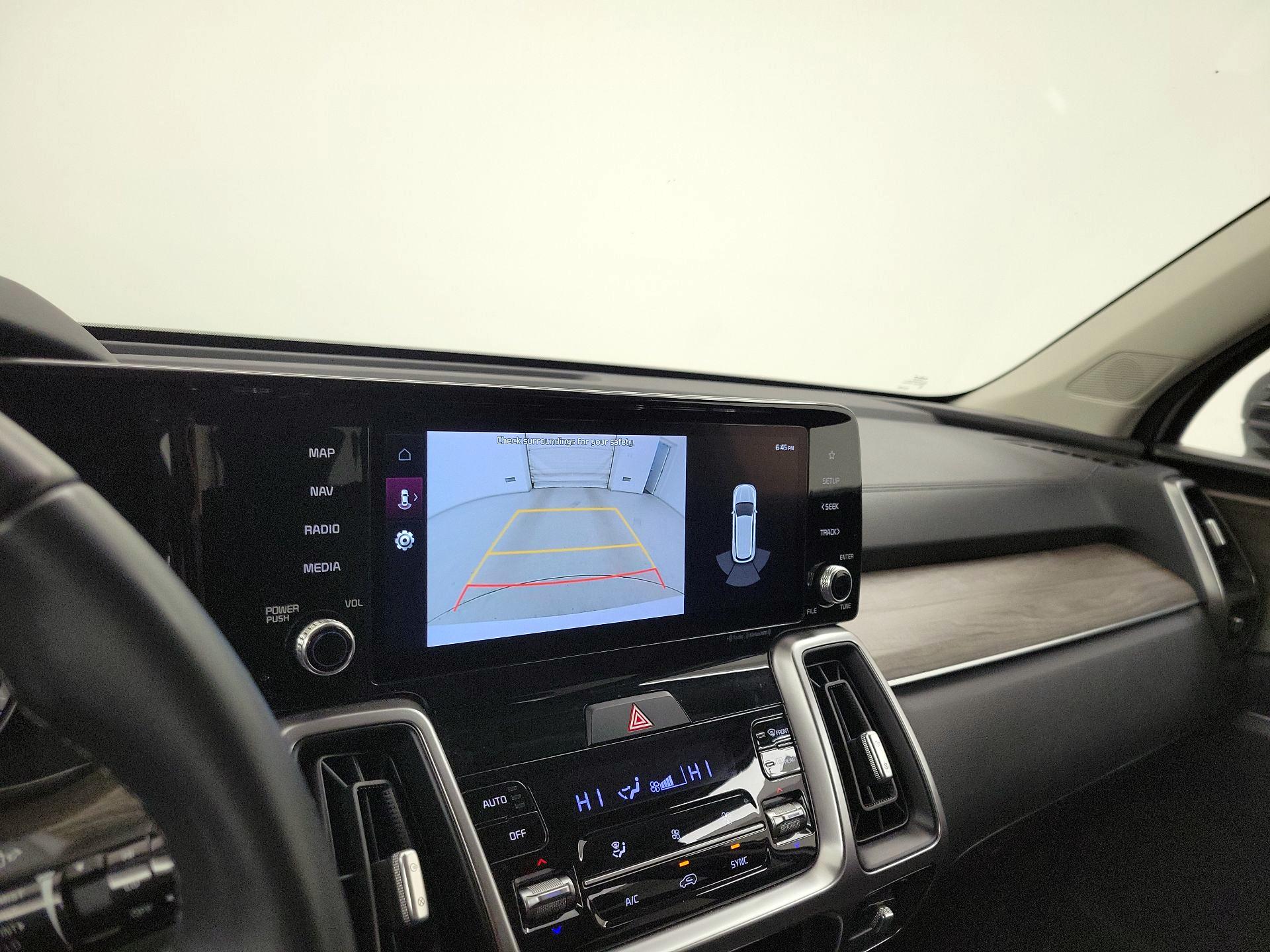 Thumbnail: 2023 Kia Sorento - 15