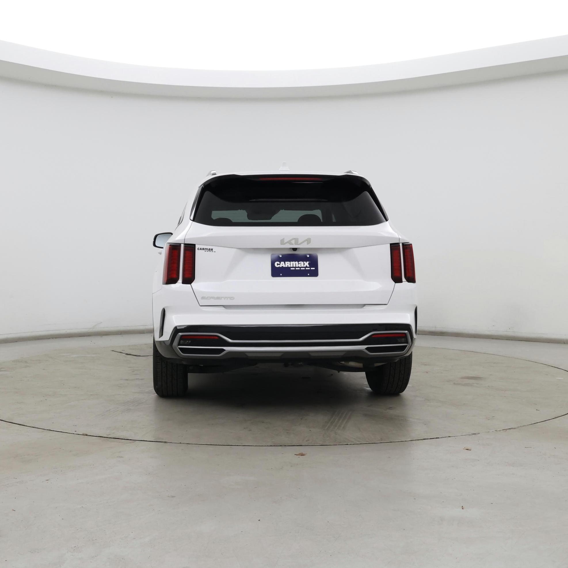 Thumbnail: 2023 Kia Sorento - 6