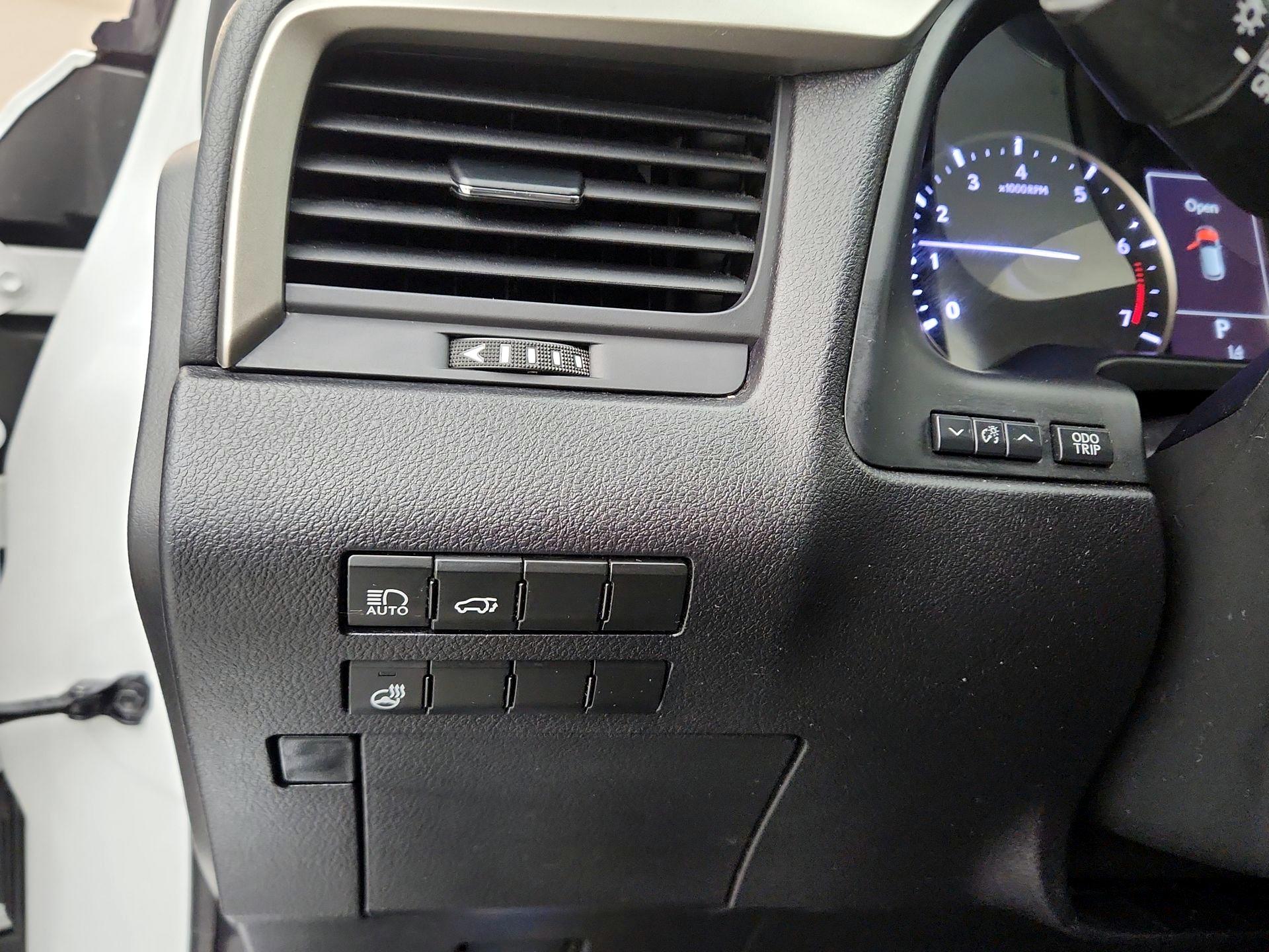 Thumbnail: 2018 Lexus RX - 13