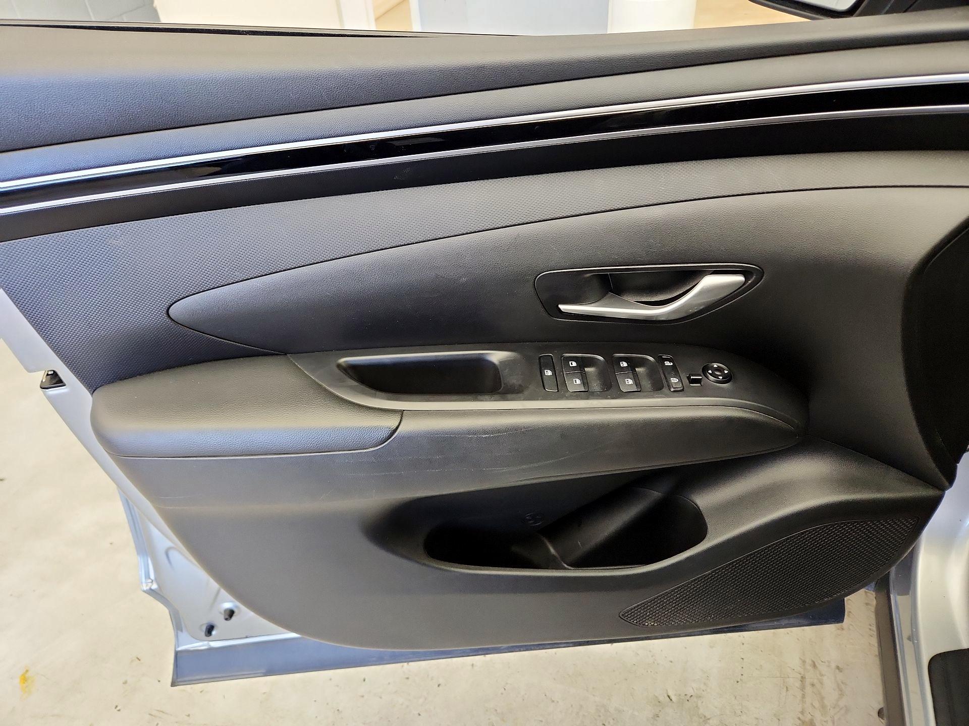 Thumbnail: 2023 Hyundai Tucson - 12