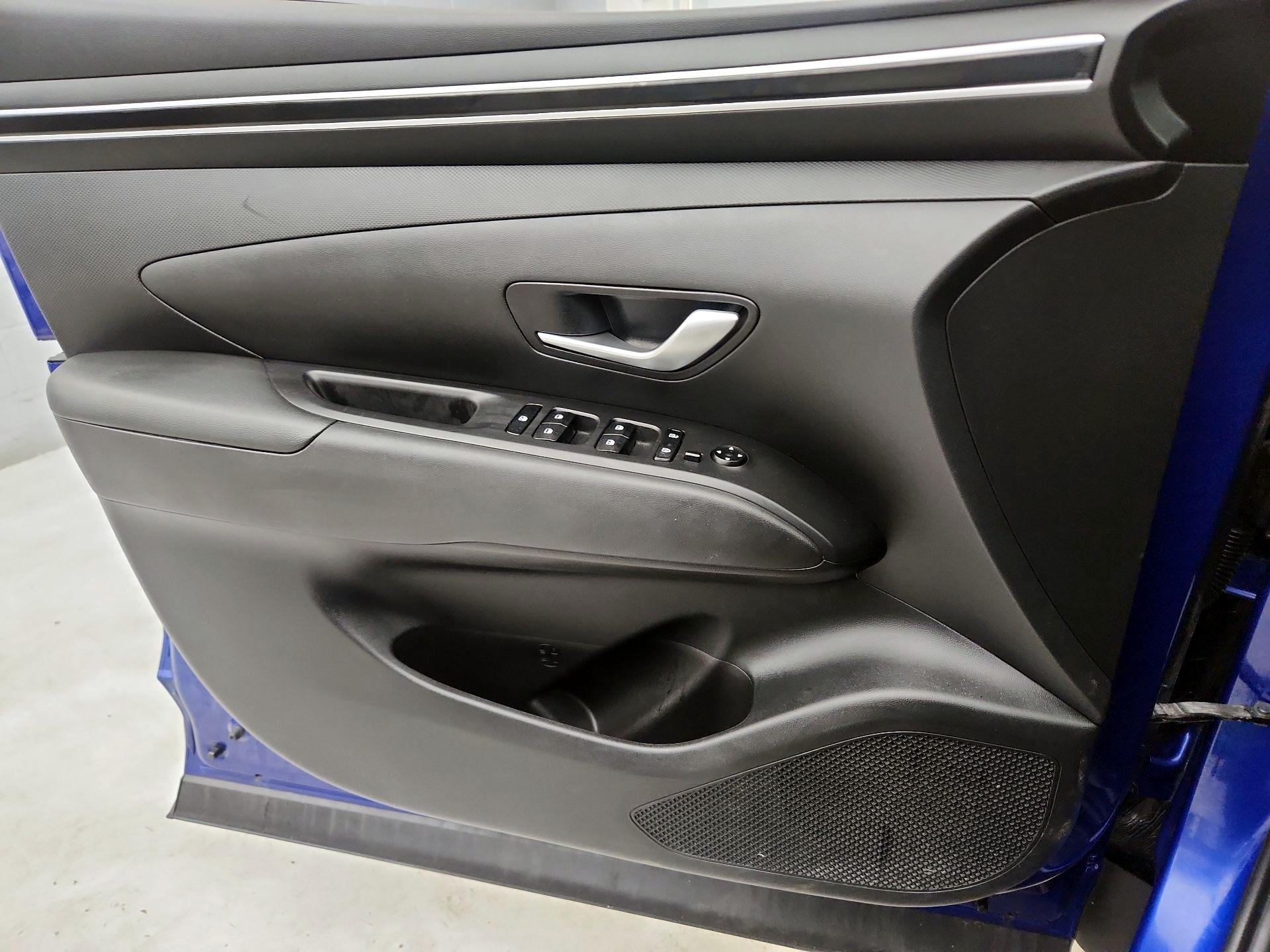 Thumbnail: 2023 Hyundai Tucson - 12