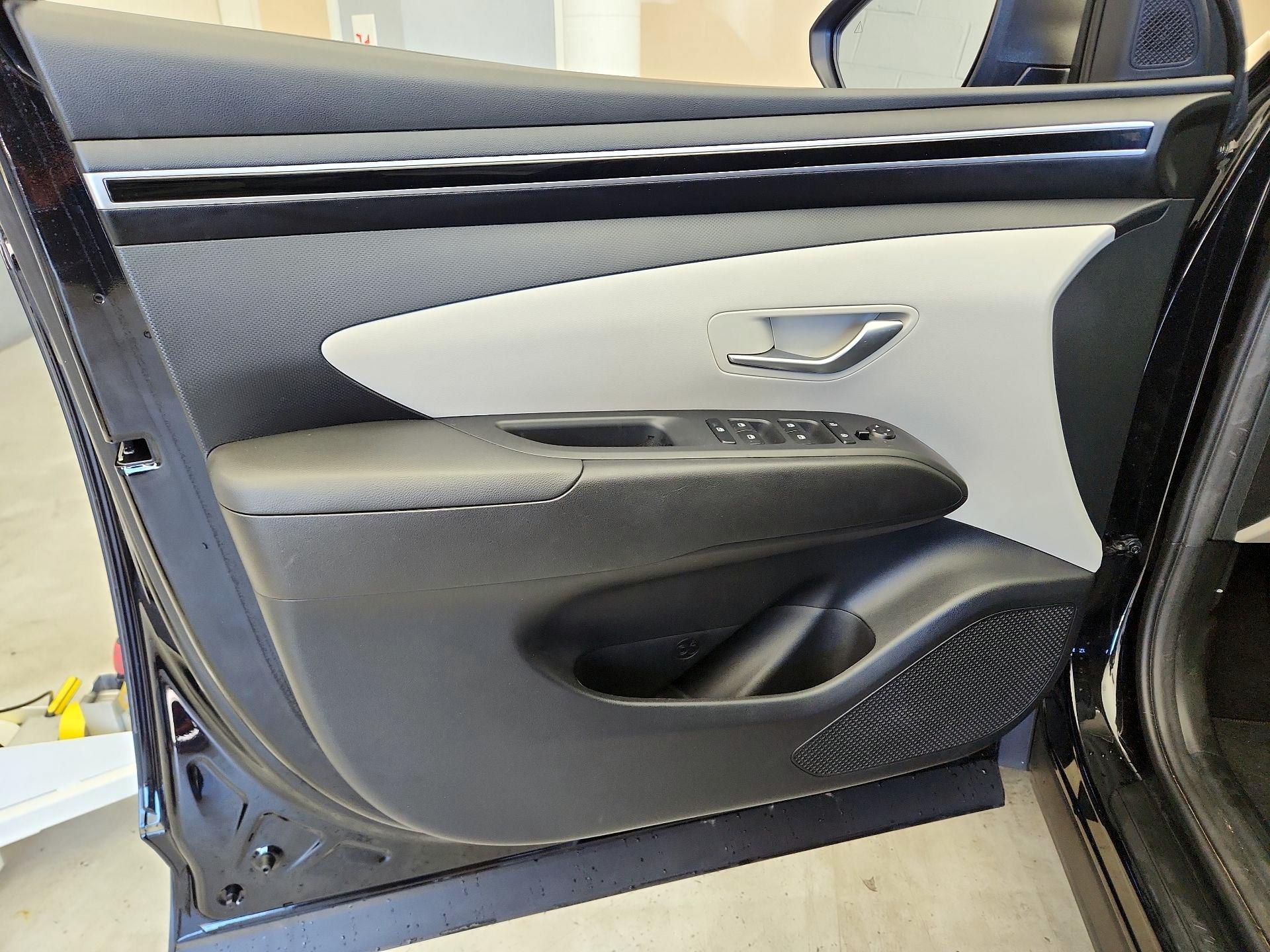 Thumbnail: 2024 Hyundai Tucson - 12