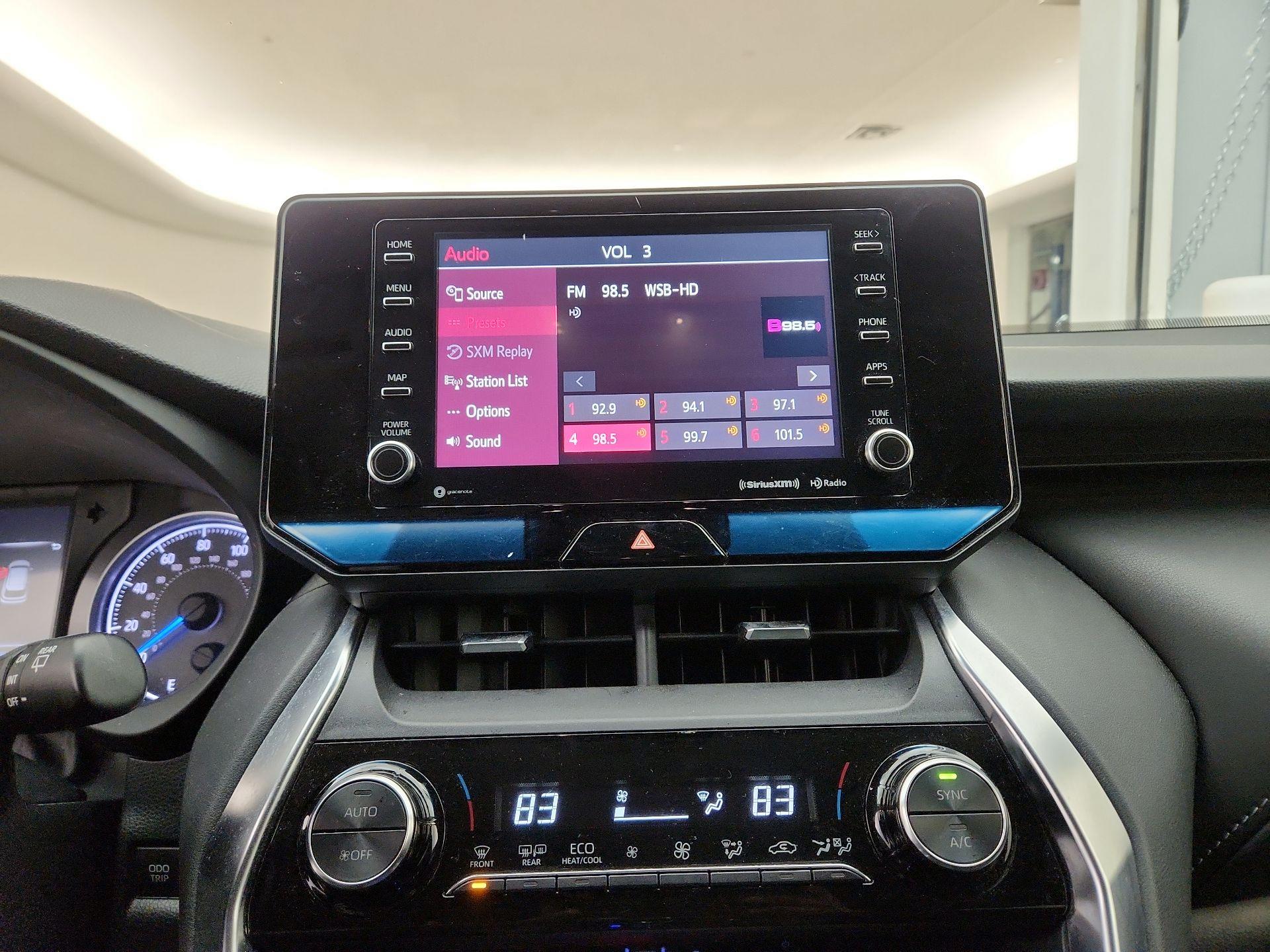 Thumbnail: 2021 Toyota Venza - 15